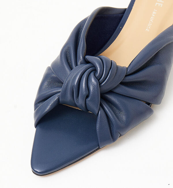 AU BANNISTER「ポインテッドツイストフラットミュール」|サンダル|