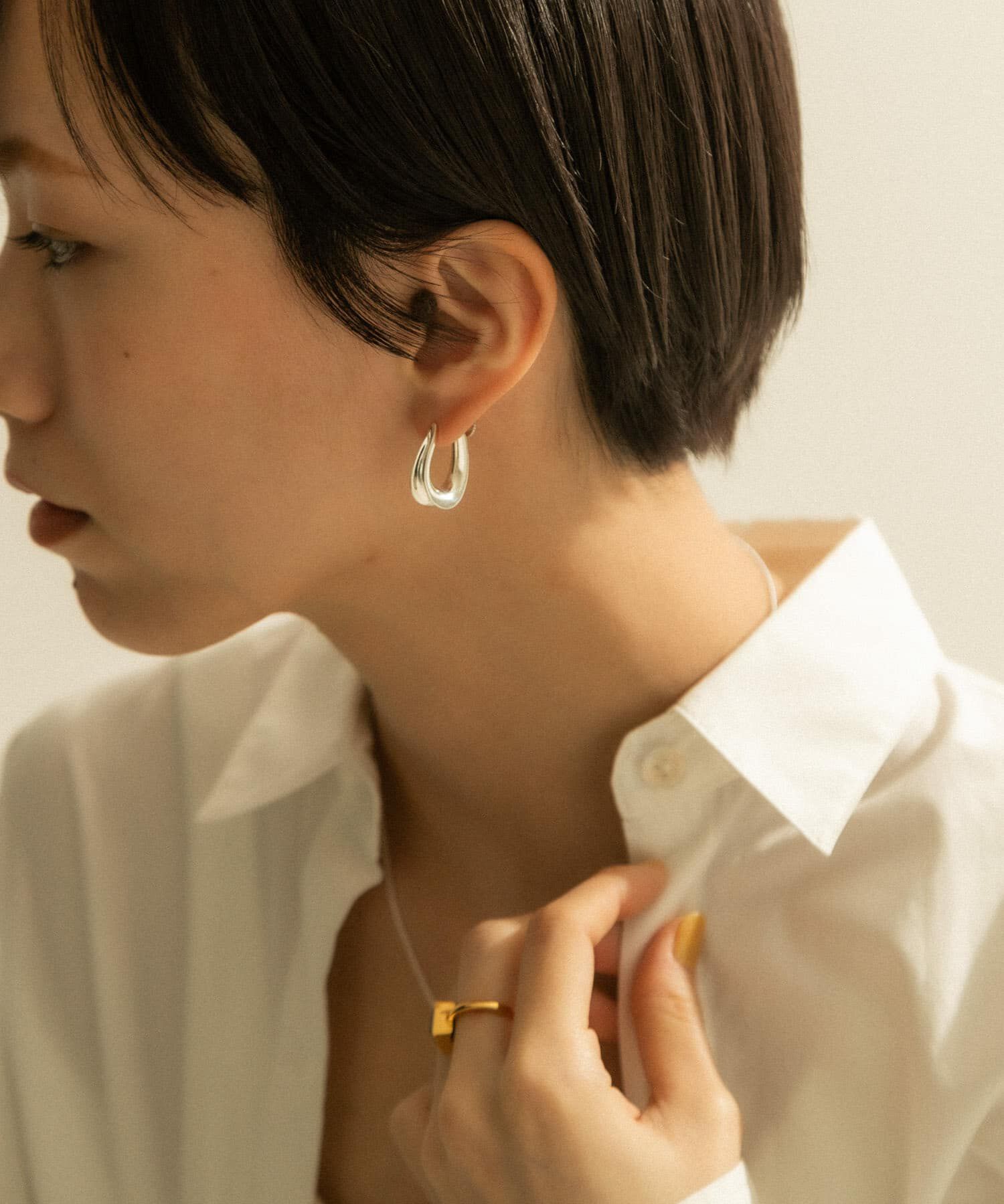 SMELLY「SMELLY so&rsquo;　curve earring」|イヤリング|
