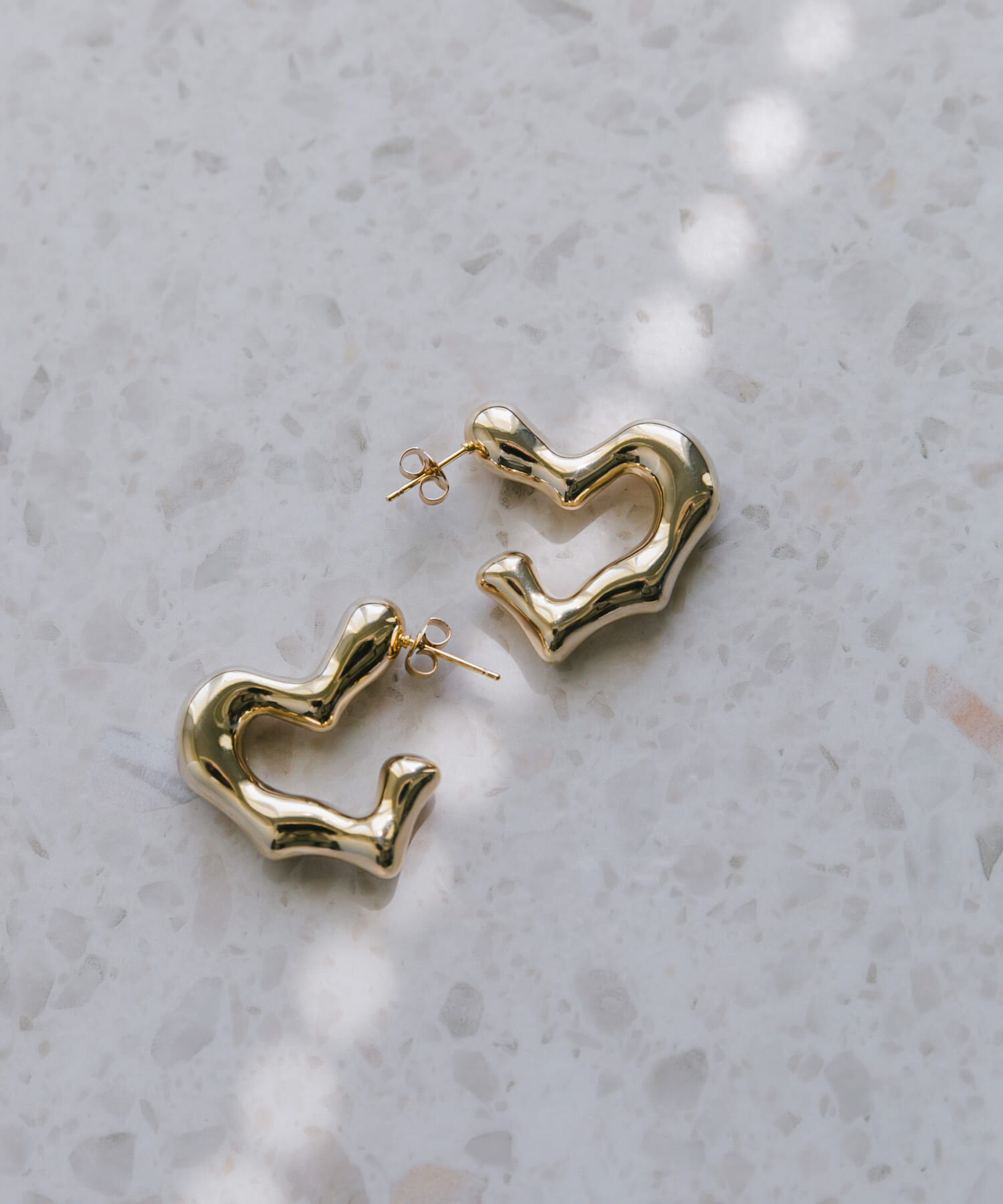 SMELLY「ニュアンスハートピアス」|ピアス|