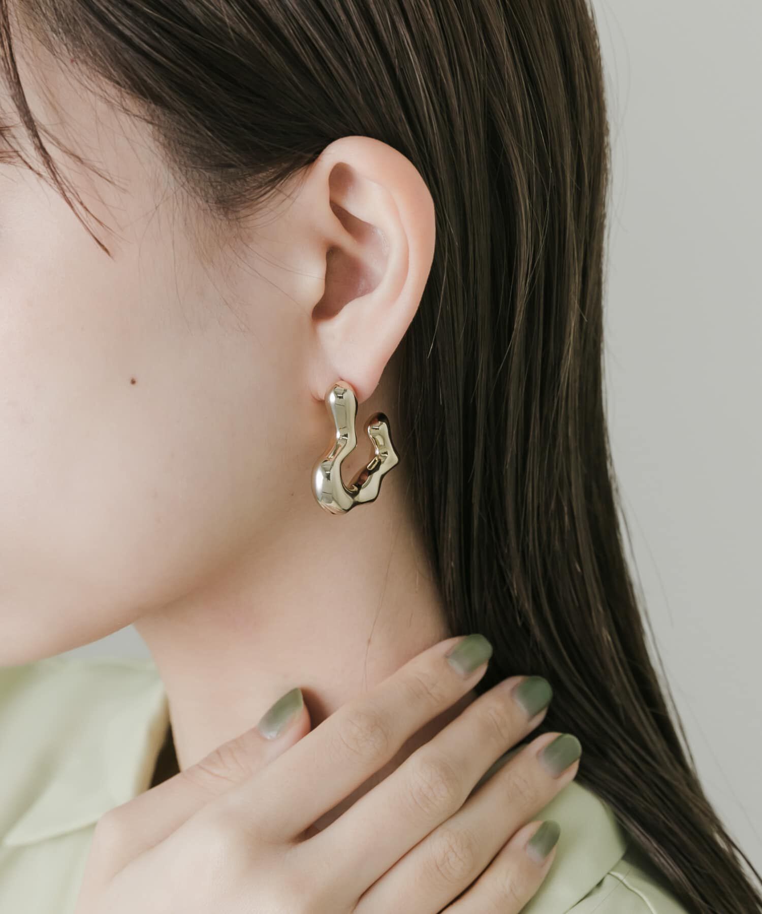 SMELLY「ニュアンスハートピアス」|ピアス|