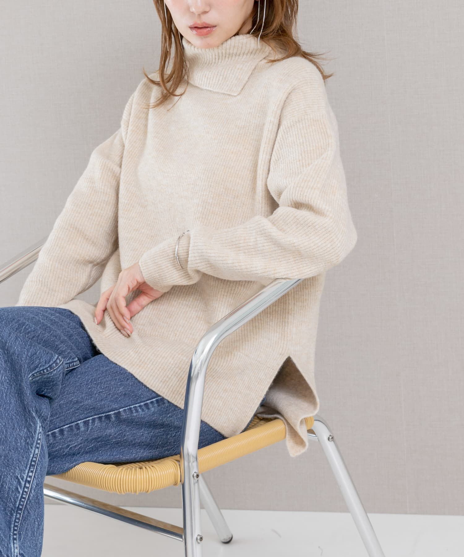 URBAN RESEARCH ROSSO「スリットタートルネックニット」|ニット・セーター|