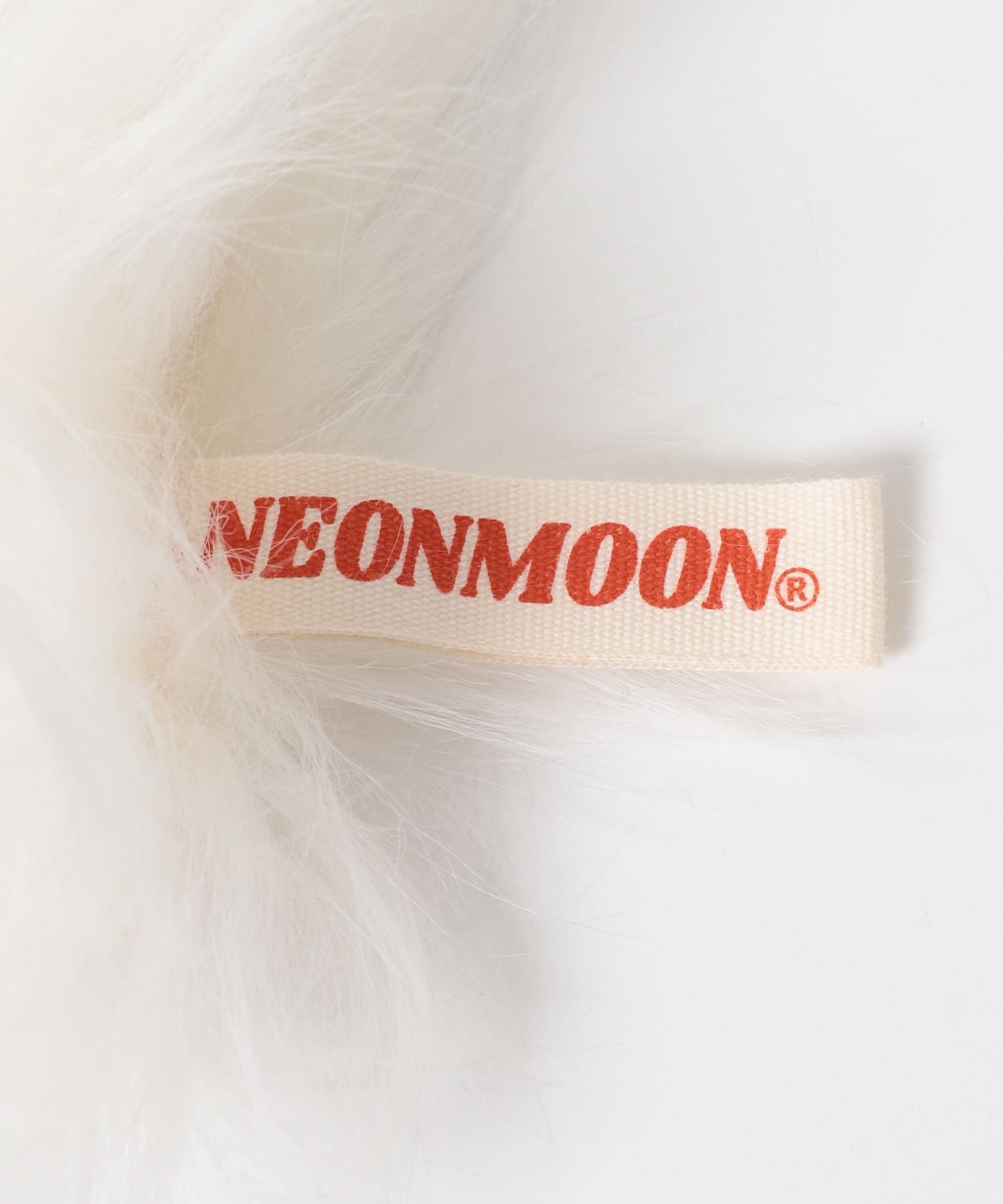 SMELLY「『WEB/一部店舗限定』NEONMOON　Baby Dusty」|チャーム・キーホルダー|