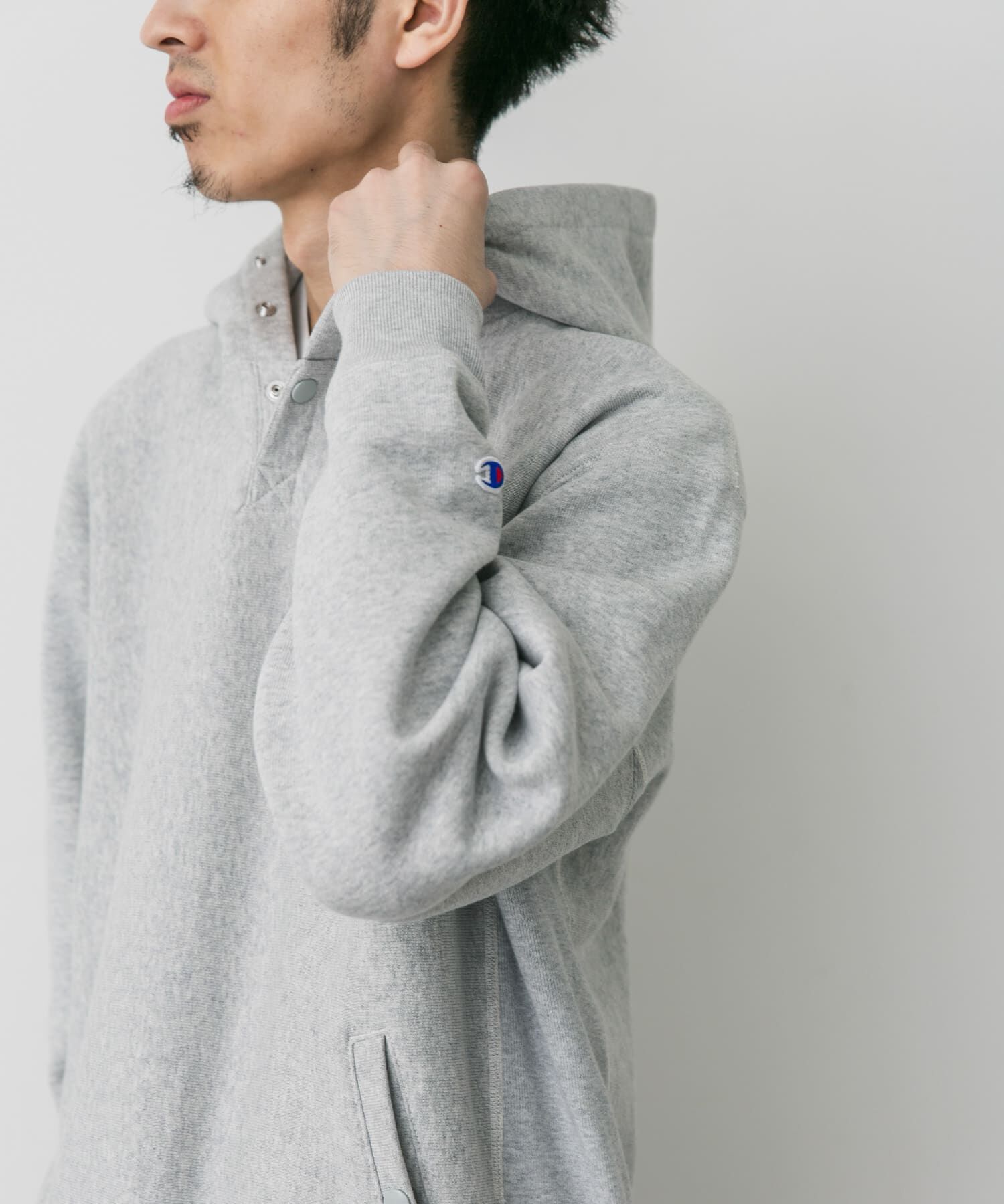 URBAN RESEARCH DOORS「『別注』Champion&times;DOORS　RW HALF SNAP PARKA」|パーカー|