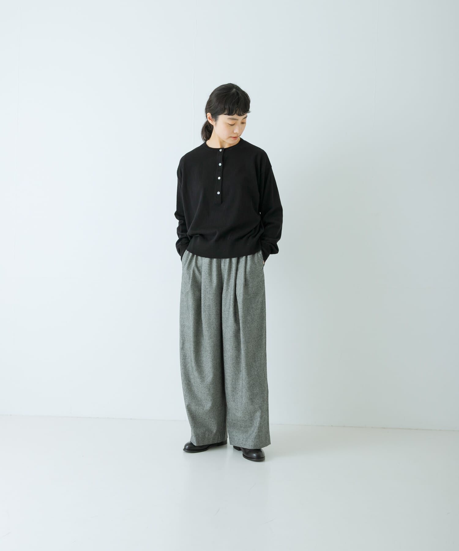 かぐれ「ウールフラノタックワイドパンツ」|その他|