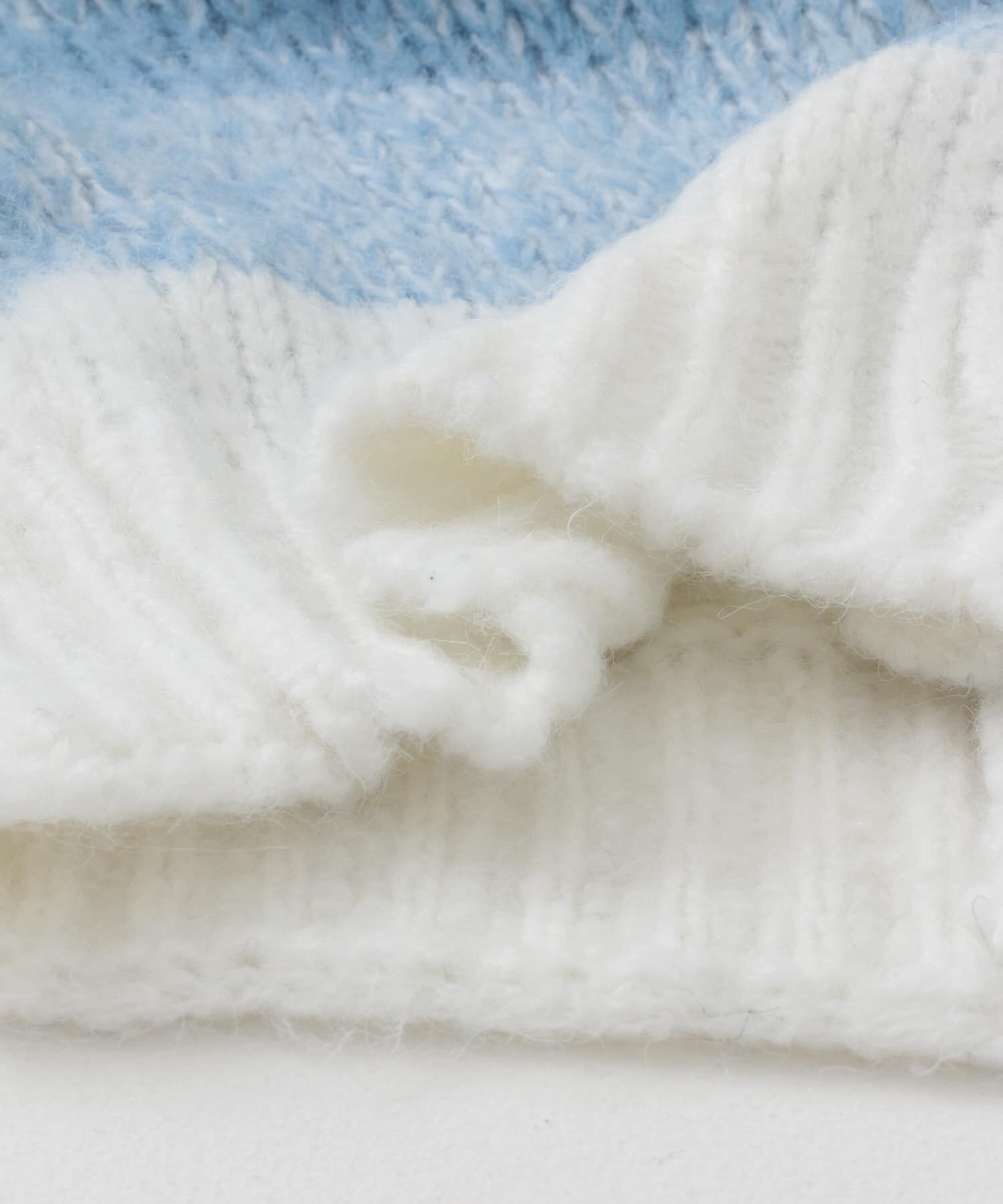  「『WEB/一部店舗限定』グラデーションショートカーディガン」|カーディガン|