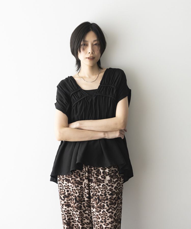 GARAGE OF GOOD CLOTHING「Vネック切り替えギャザーブラウス」|シャツ・ブラウス|