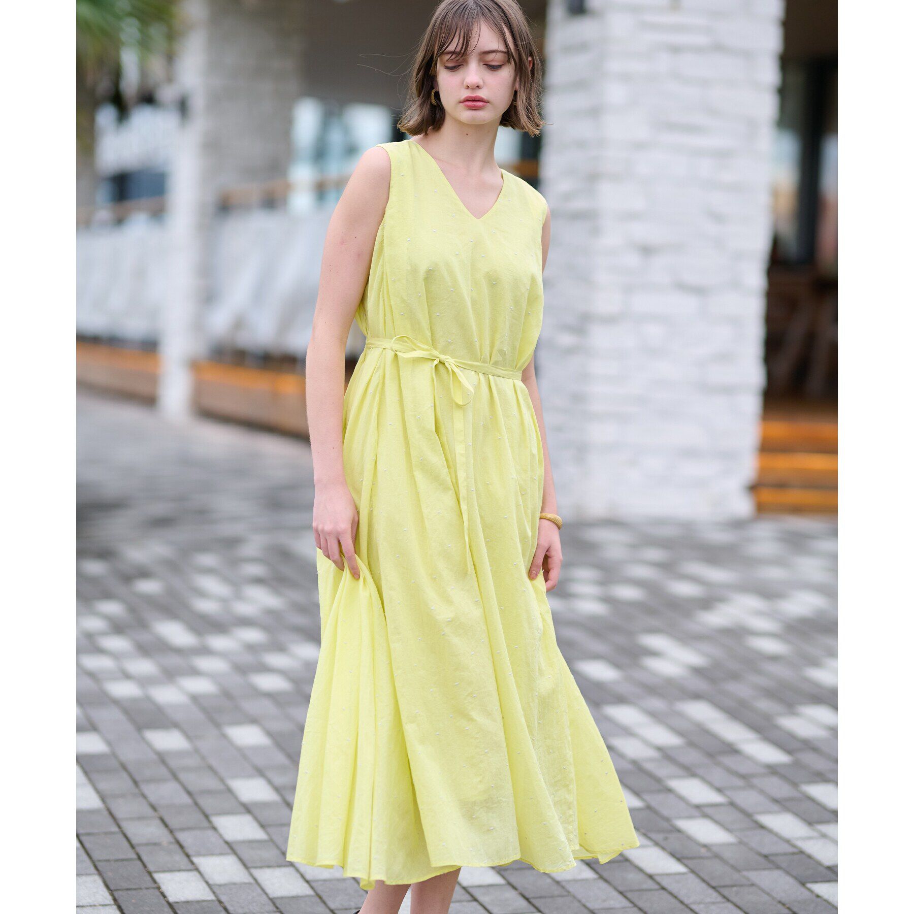 DRESSTERIOR「【大人フェミニン/前後2WAY/洗える】ドット刺繍ボリュームワンピース」|ワンピース|