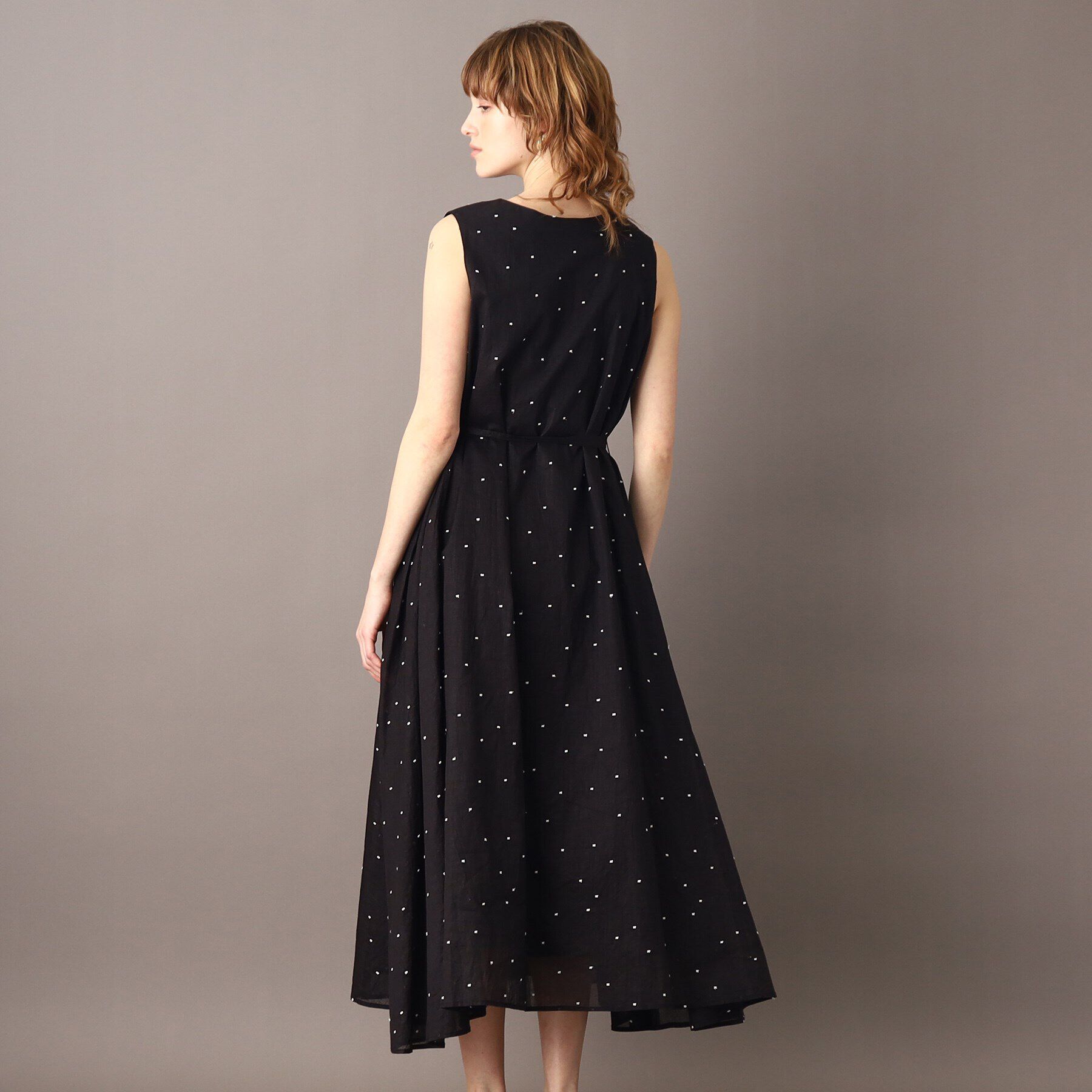 DRESSTERIOR「【大人フェミニン/前後2WAY/洗える】ドット刺繍ボリュームワンピース」|ワンピース|