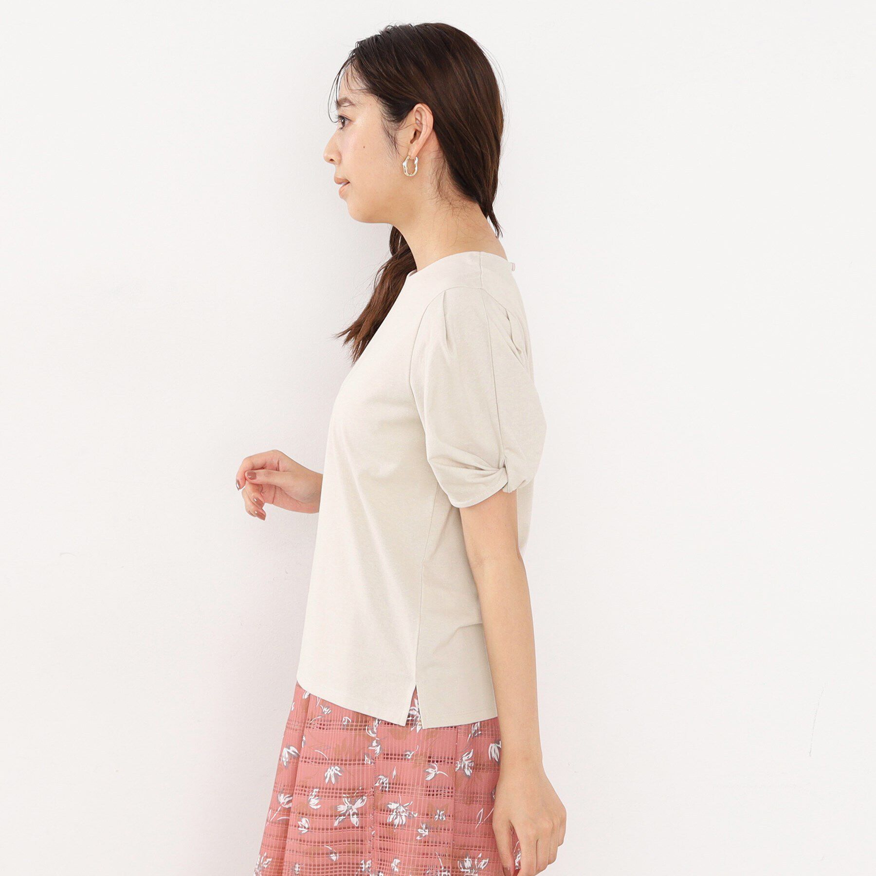 index「UV　ツイストスリーブカットソー【洗濯機洗い可/UVケア】」|Tシャツ・カットソー|