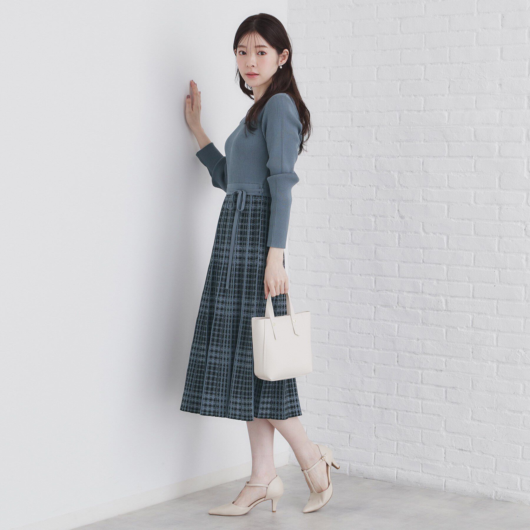 index「チェックプリーツ風ニットワンピース【洗濯機洗い可/抗ピル】」|ワンピース|