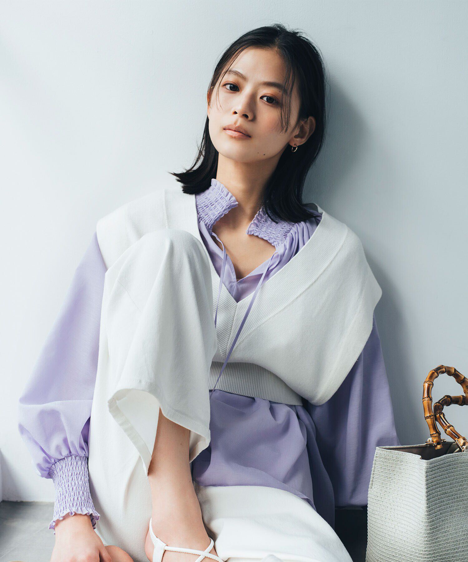  「Vネックボクシーベスト」|ニット・セーター|オフ1