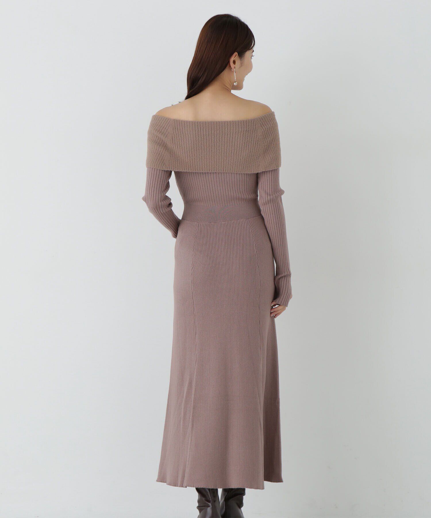  「オフショルニットワンピース」|ワンピース|