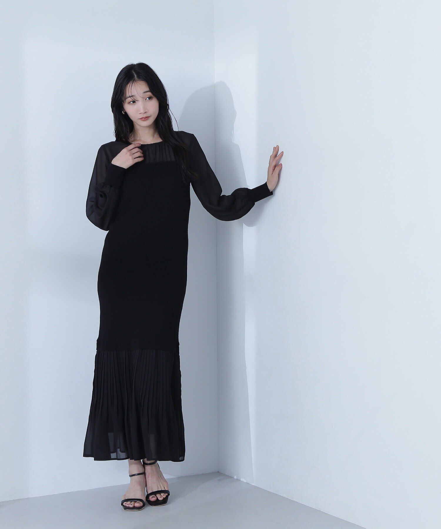  「シアードッキングナローニットワンピース」|ワンピース|クロ