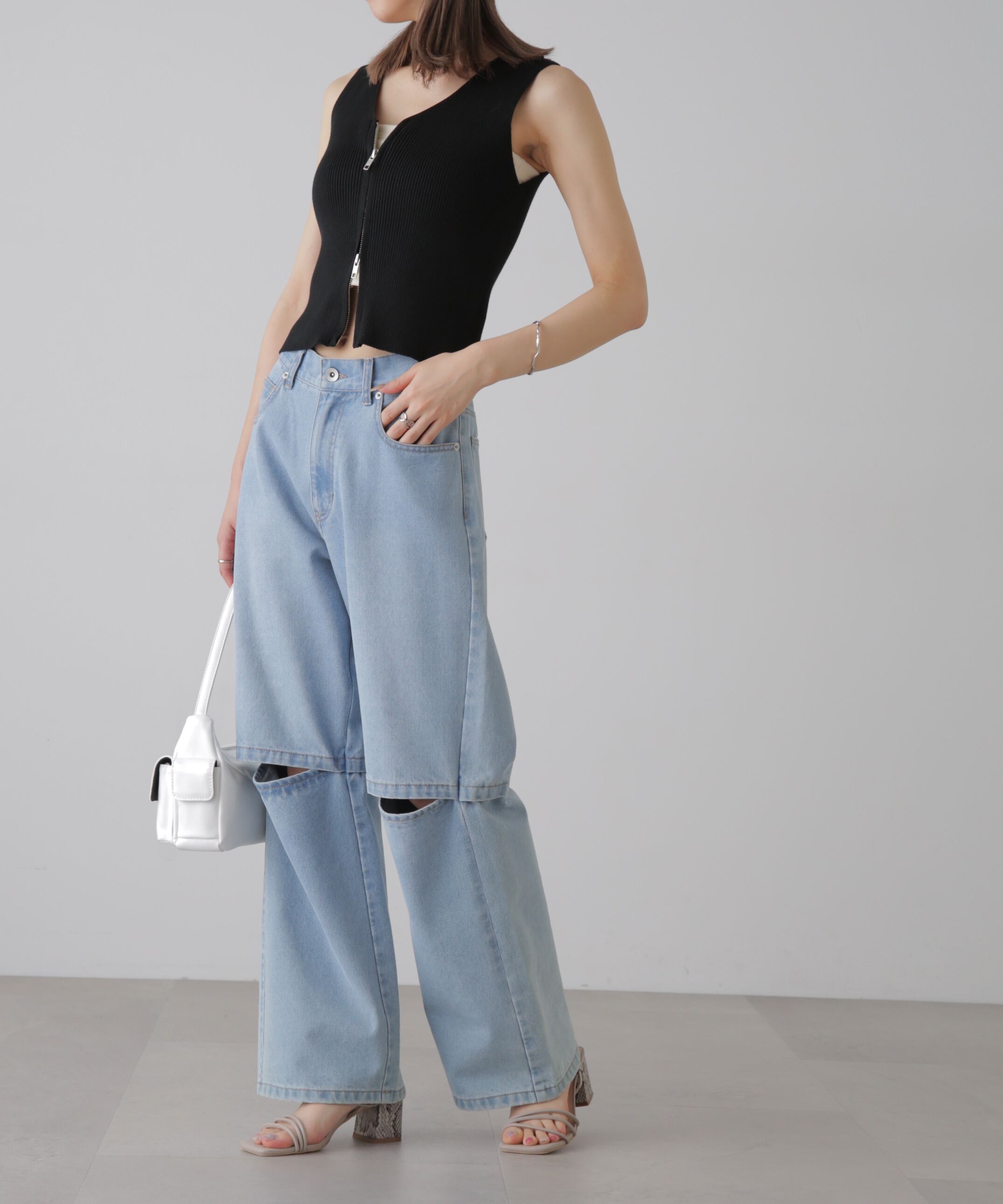  「フロントジップニットタンクトップ」|ニット・セーター|