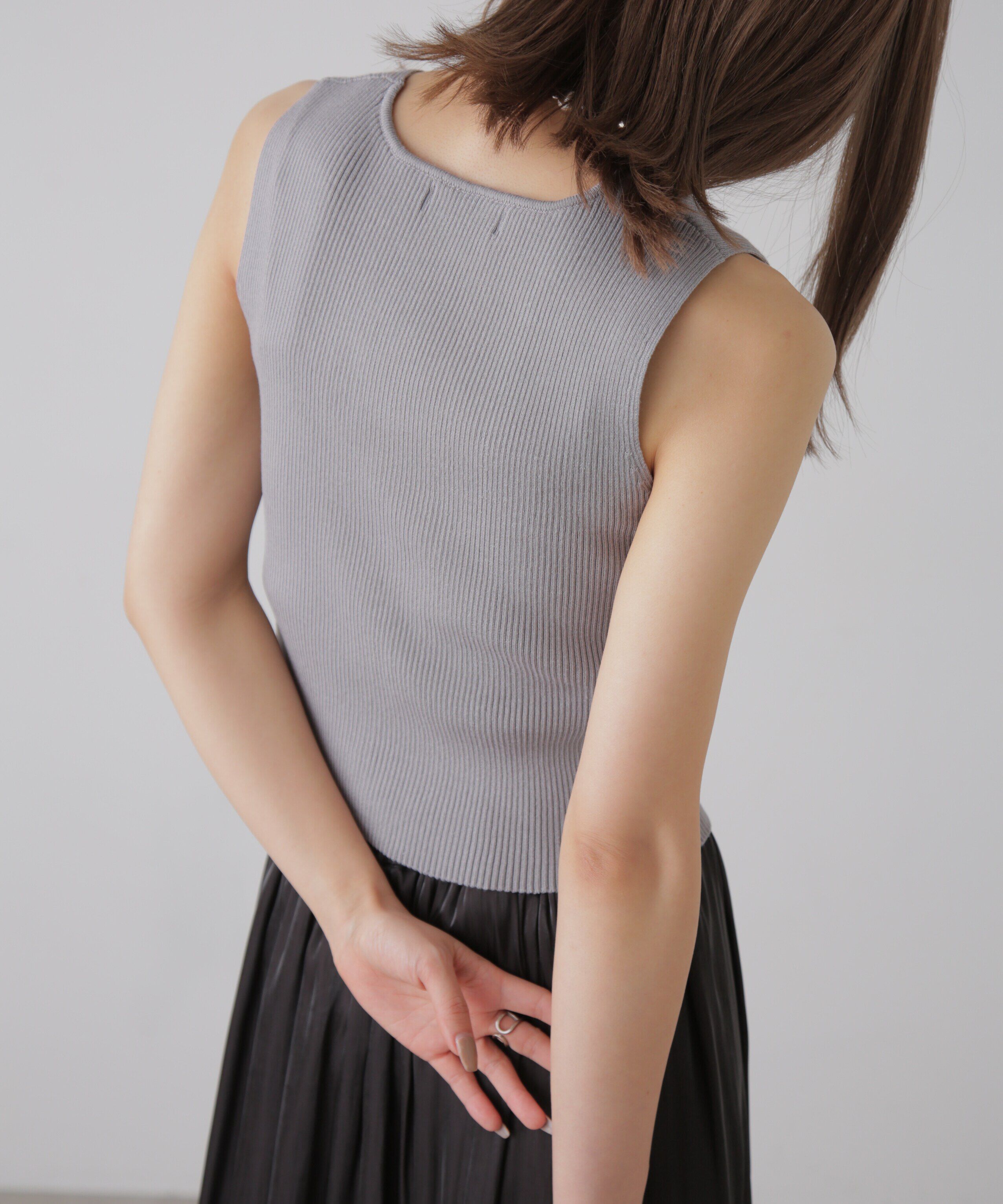  「フロントジップニットタンクトップ」|ニット・セーター|