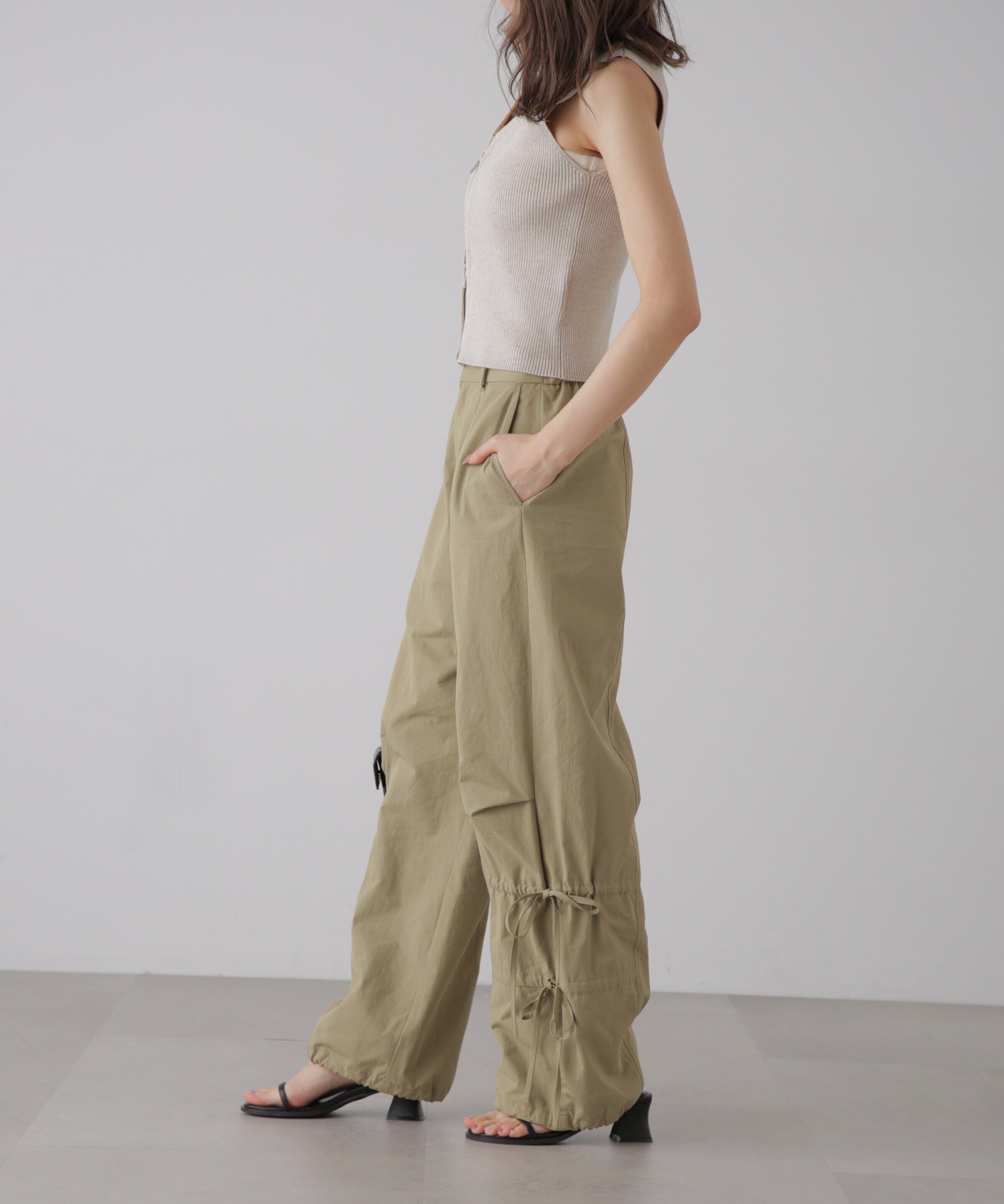  「フロントジップニットタンクトップ」|ニット・セーター|