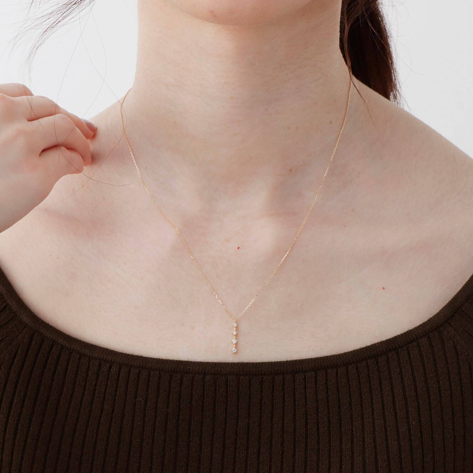 COCOSHNIK「K18ダイヤモンド 縦バー グラデネックレス大」|ネックレス|