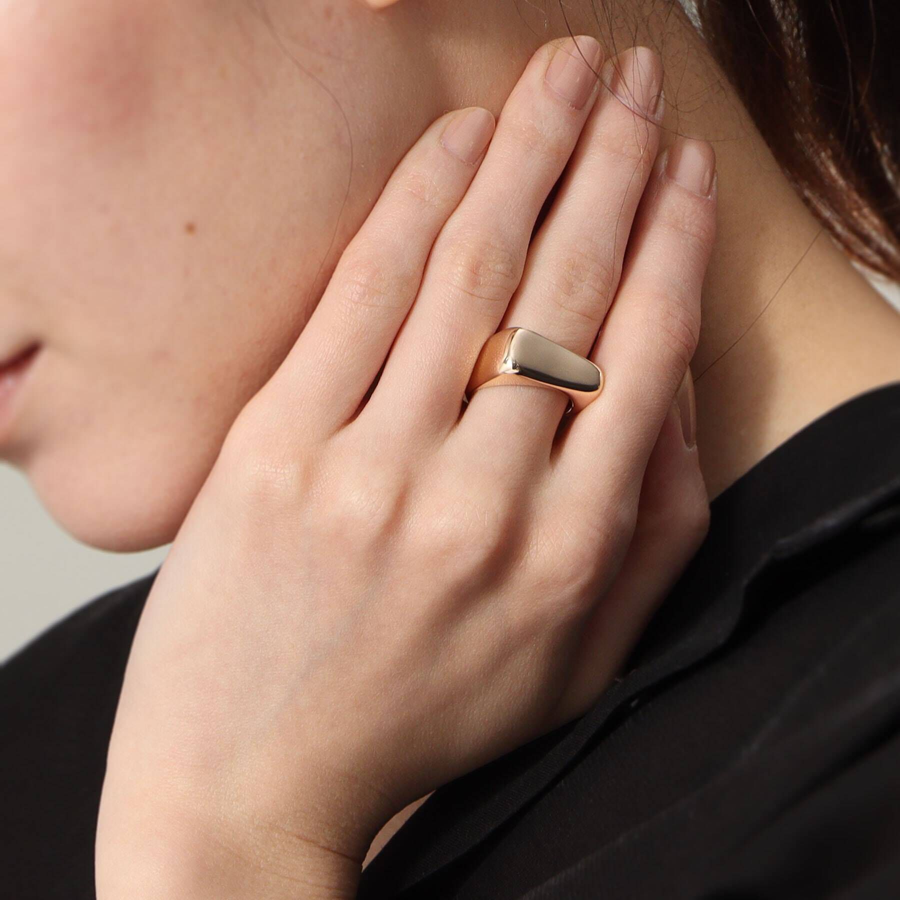 COCOSHNIK「K10トラペーズ シグネットリング」|リング|