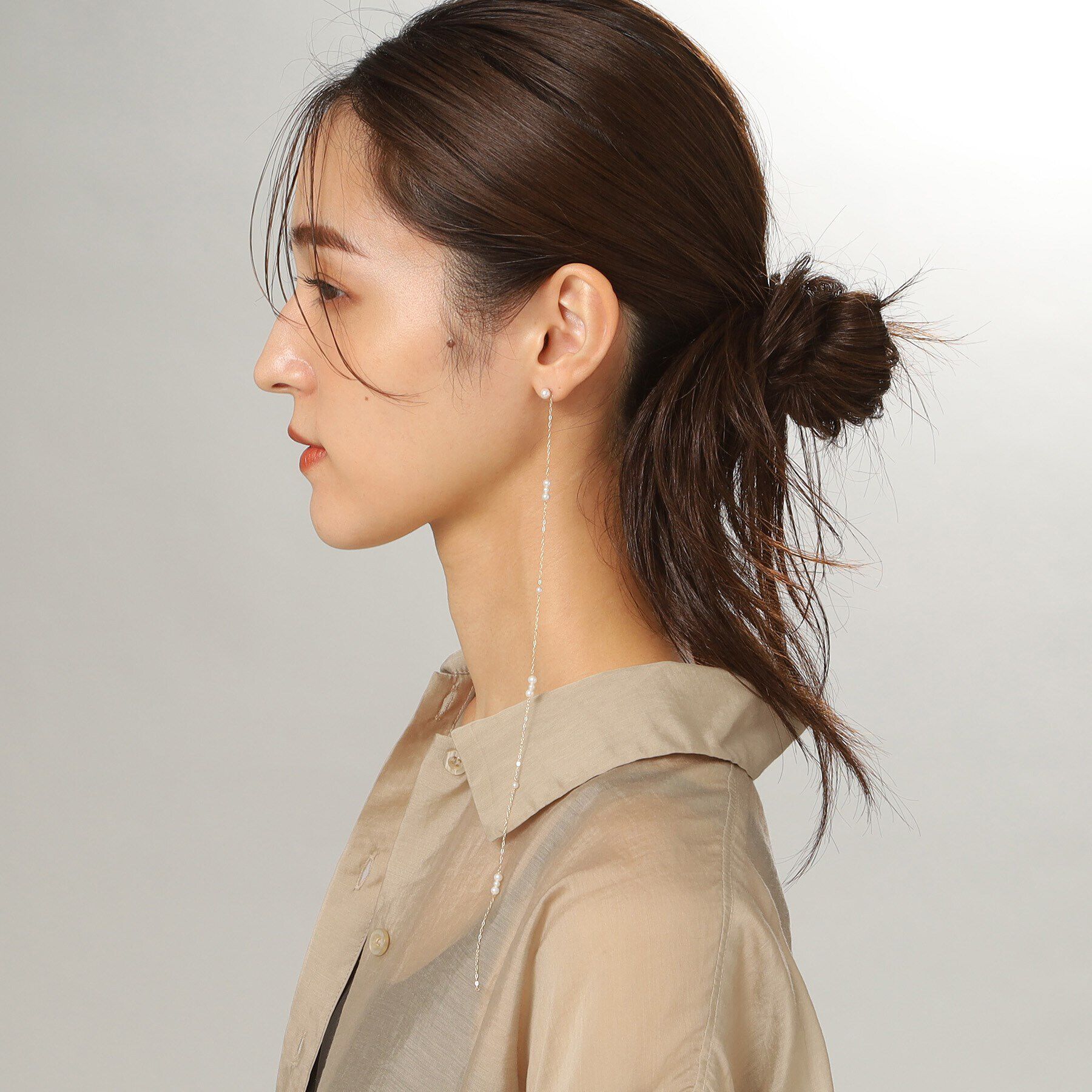 COCOSHNIK「K10パール ステーションロング スタッドピアス（片耳用）」|ピアス|