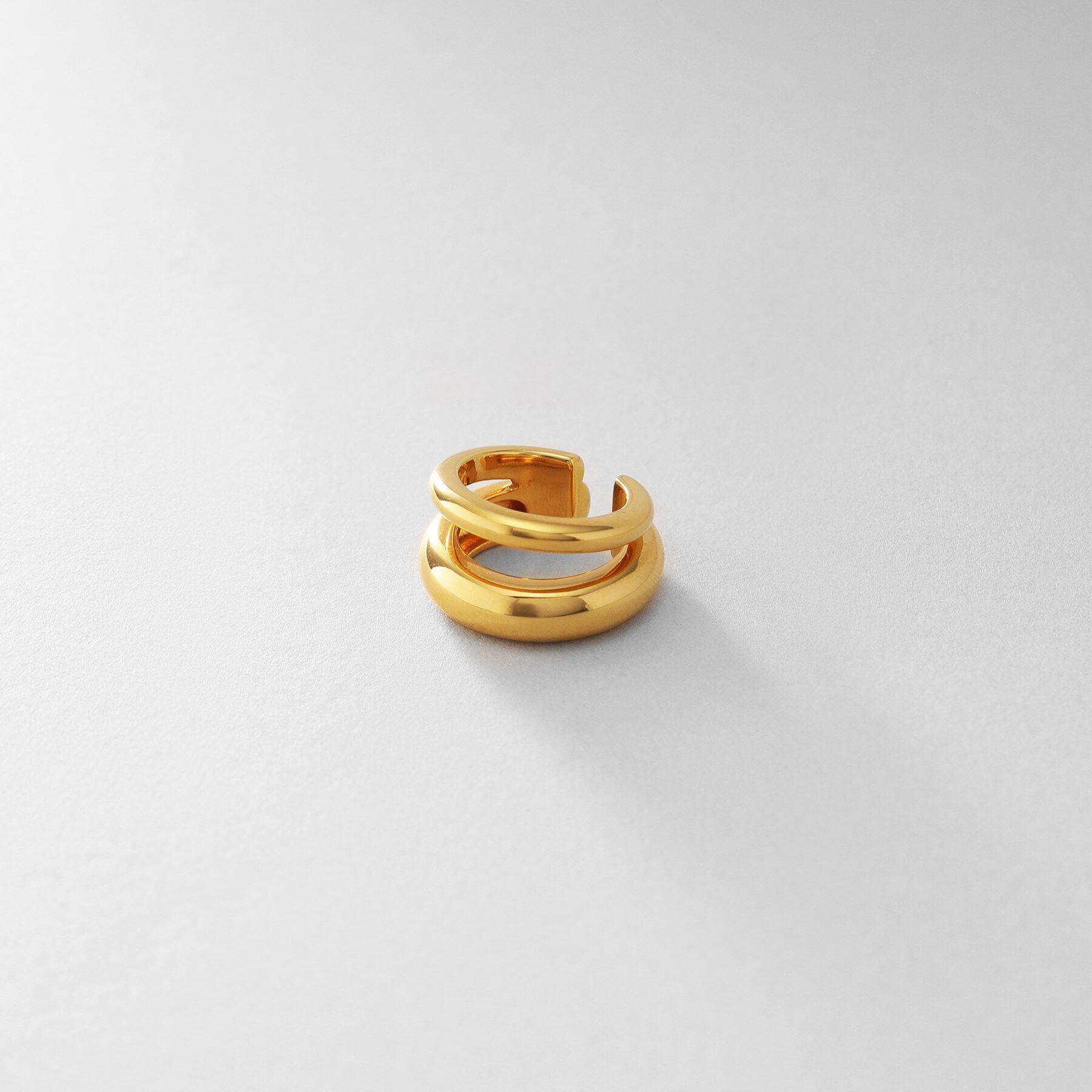 COCOSHNIK ONKITSCH「シルバー ダブルプランプ イヤーカフ GP」|イヤリング|