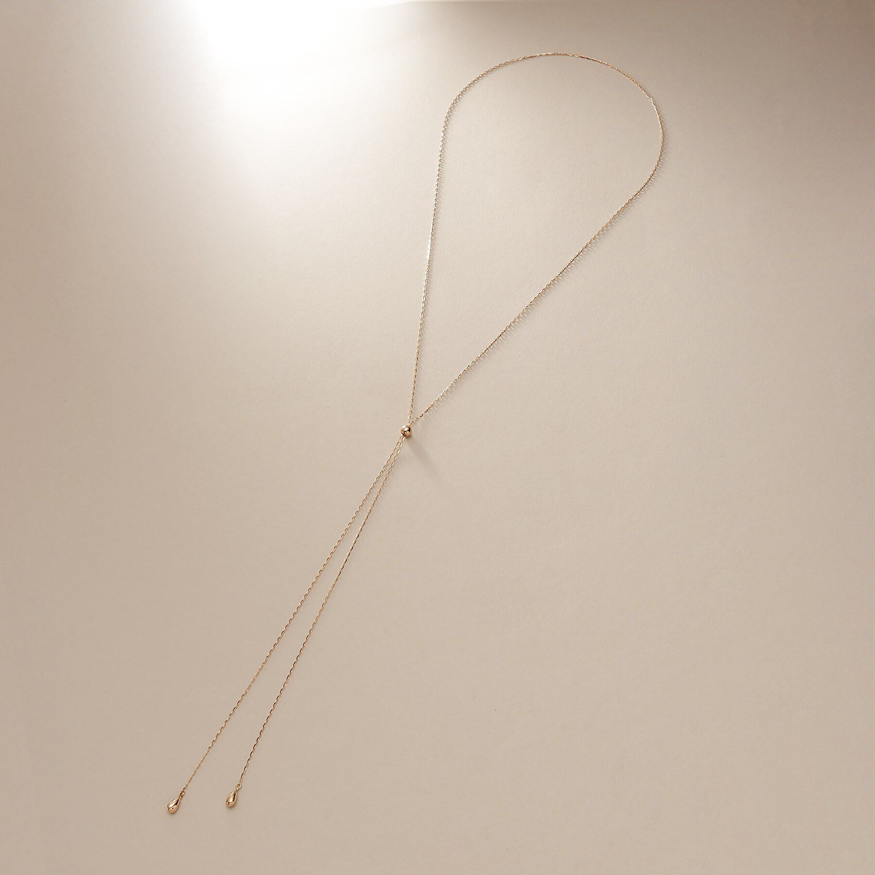 COCOSHNIK「K10中空ペアシェイプラリエット ネックレス」|ネックレス|