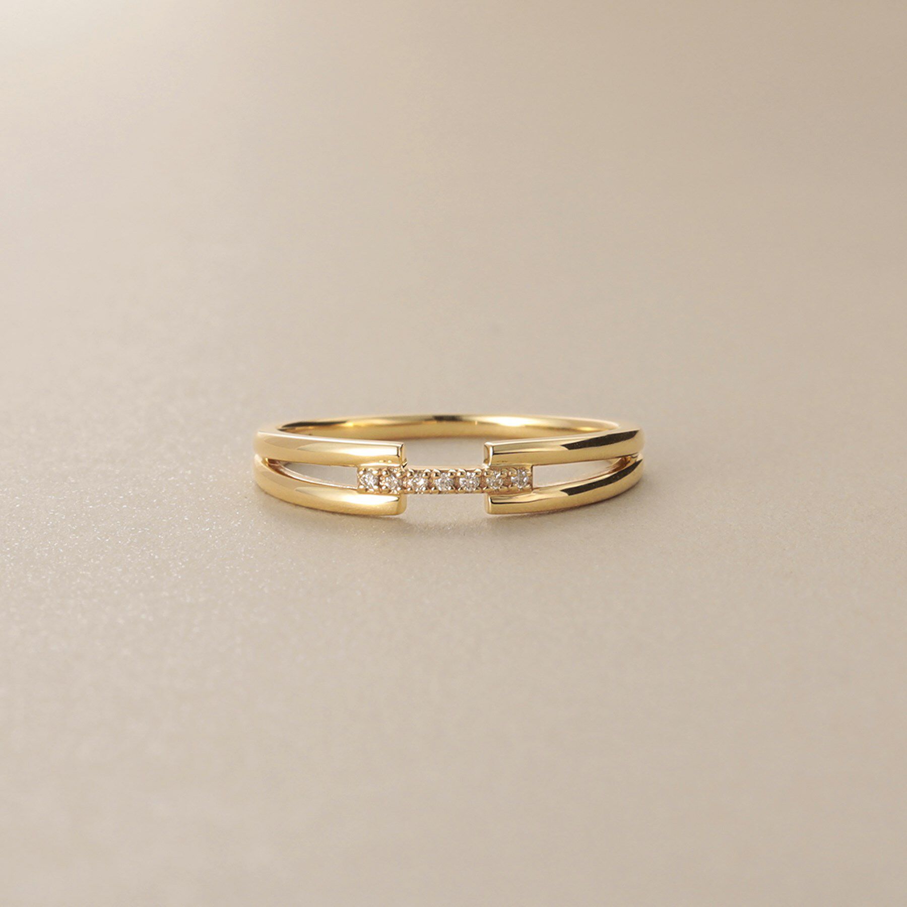 COCOSHNIK「K10ダイヤモンド ブリッジ リング」|リング|