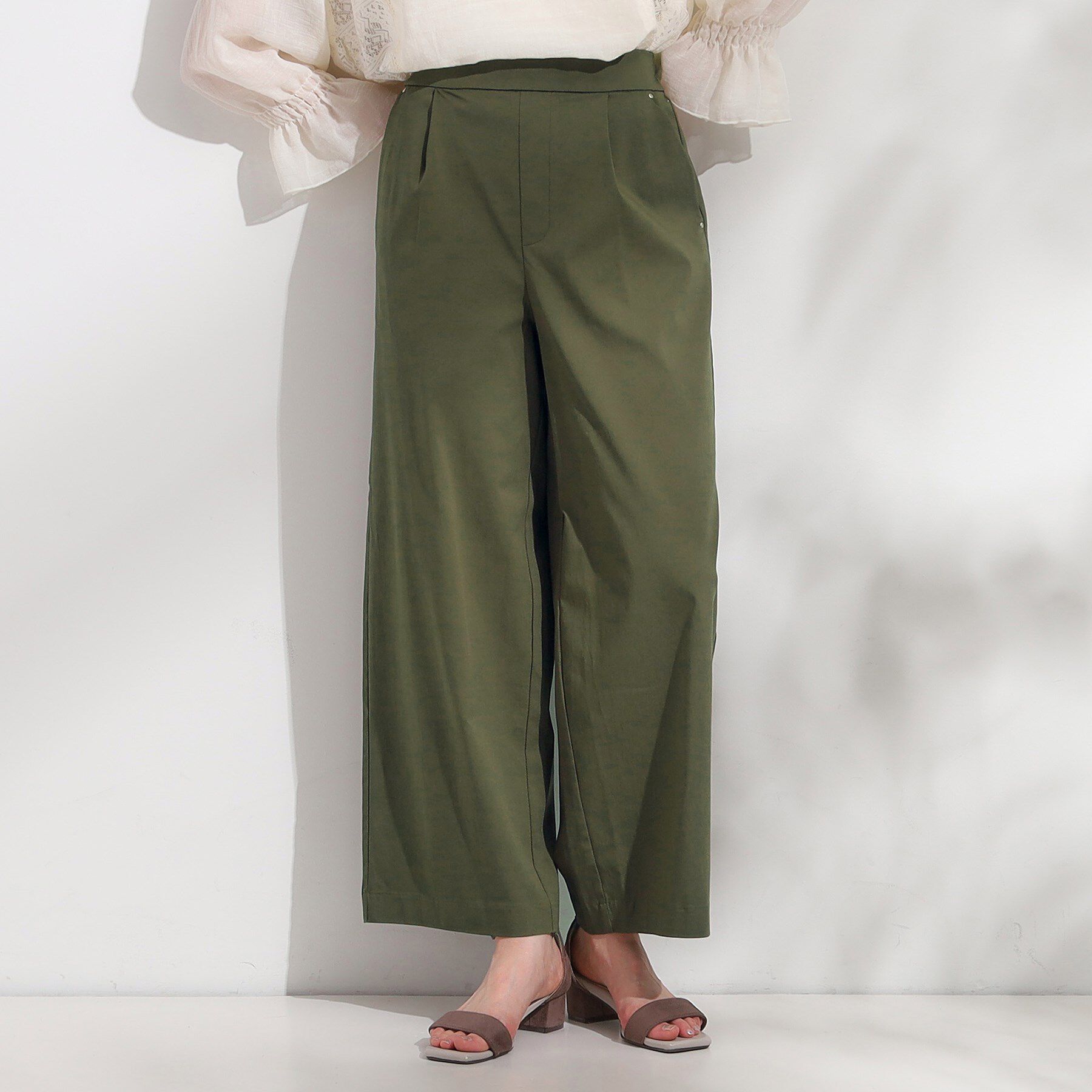 SHOO･LA･RUE「【高レビュー/S-LL/ひんやり】ゴールドパーツがアクセント ストレッチワイドパンツ」|その他|カーキ(029)