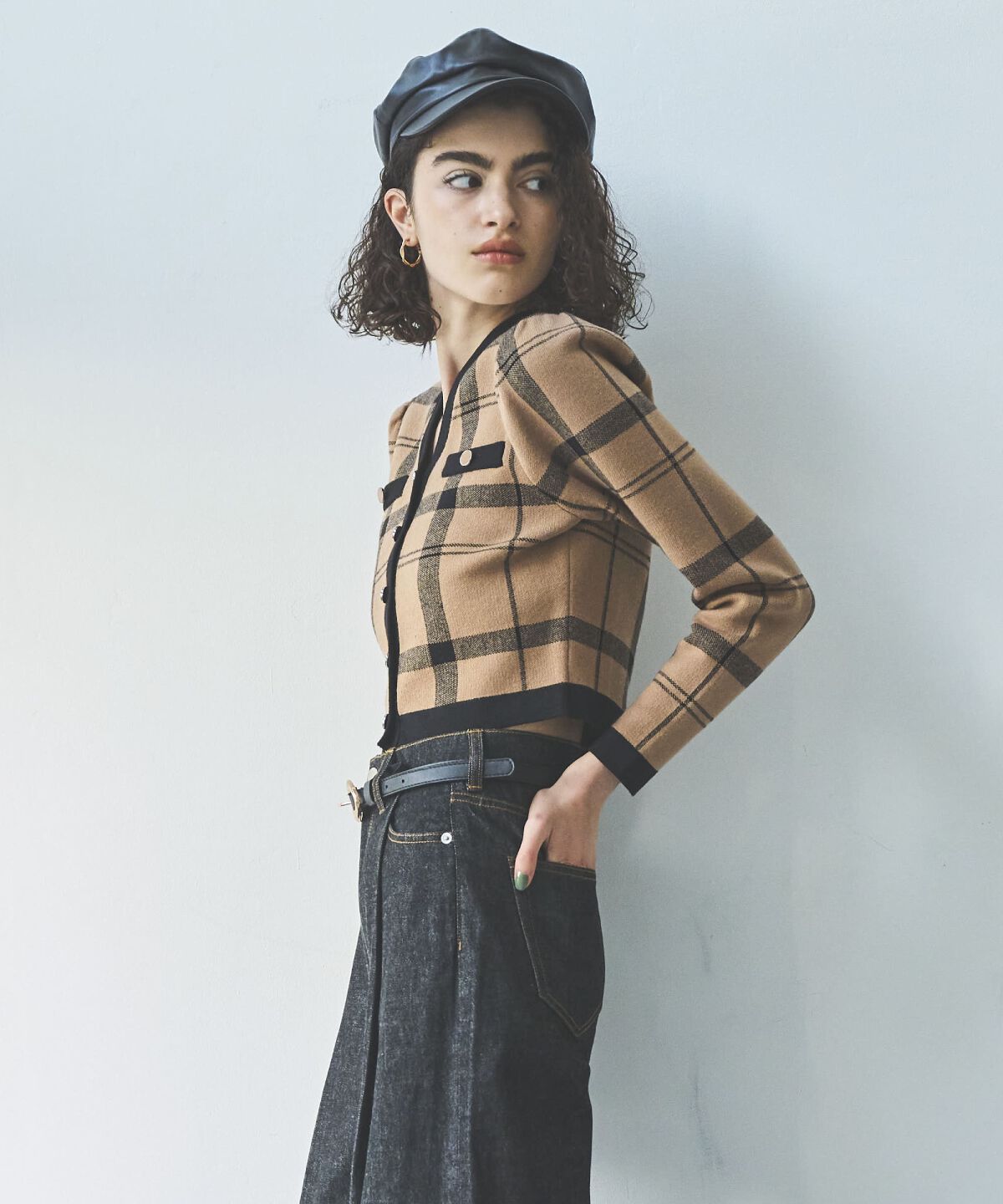 アンドクチュール「チェックジャガードVネックカーディガン」|カーディガン|