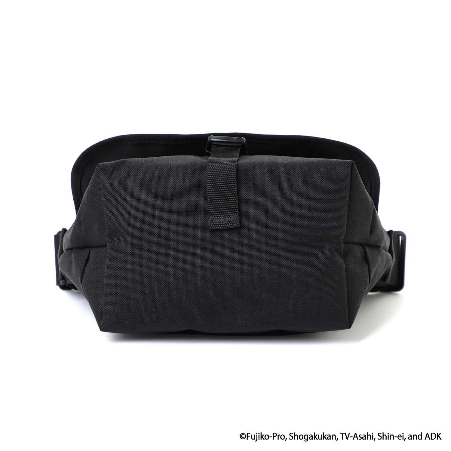 Manhattan Portage「NYLON MESSENGER BAG(SM) FLAP ZIPPER POCKET DORAEMON 25」|ショルダー・メッセンジャー|