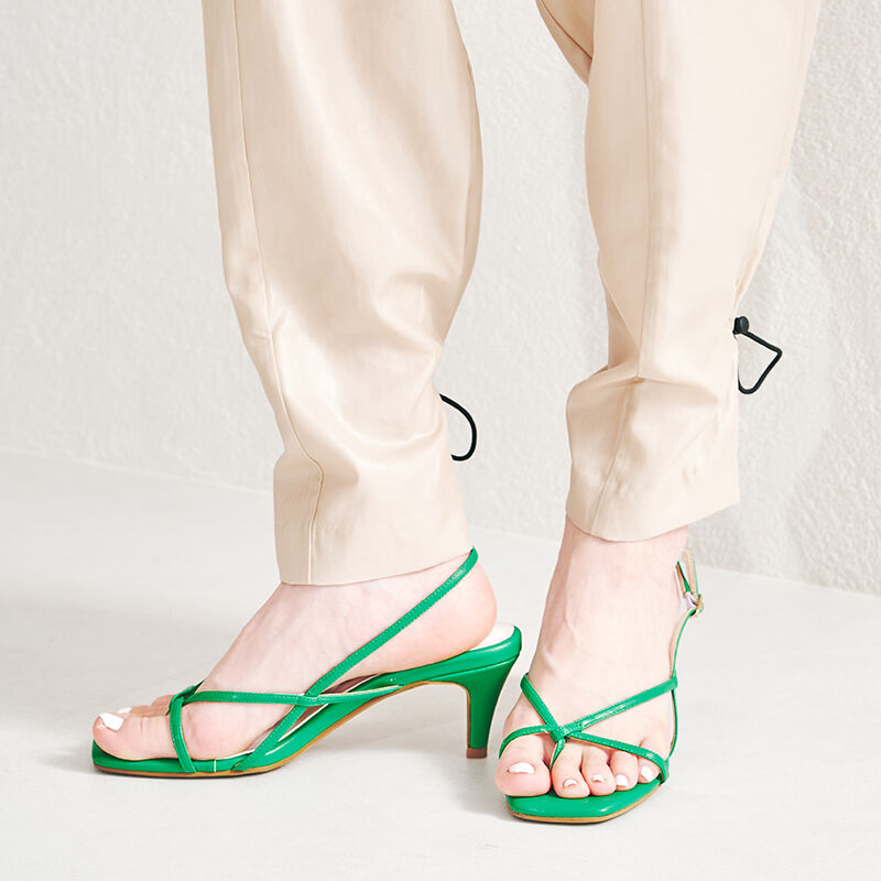 ORiental TRaffic「【定番】スクエアトゥトングヒールサンダル/21239 サンダル 人気 トレンド ヒール6.8cm」|サンダル|