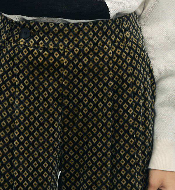 CABaN「ジオメトリックベルベット 2タックワイドパンツ」|チノ|