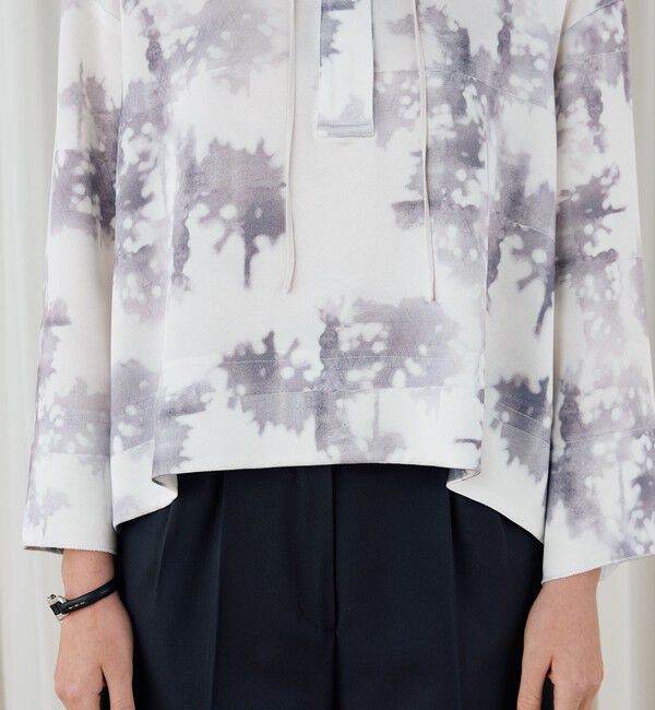 DES PRES「ライト＆シャドープリント プルオーバーブラウス」|シャツ・ブラウス|