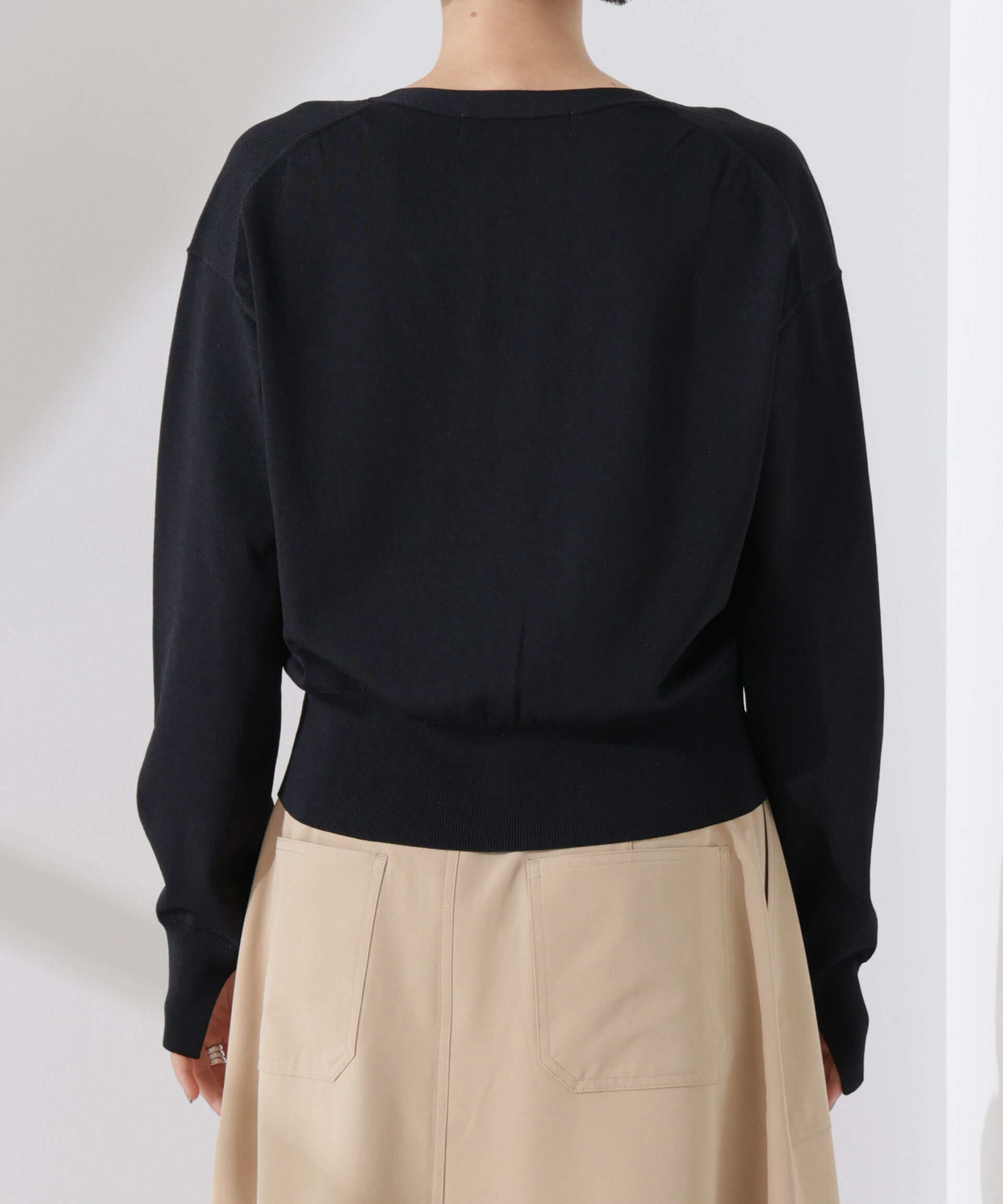 nano･universe「洗濯機洗い可UVカット接触冷感justVネックカーディガン」|ニット・セーター|