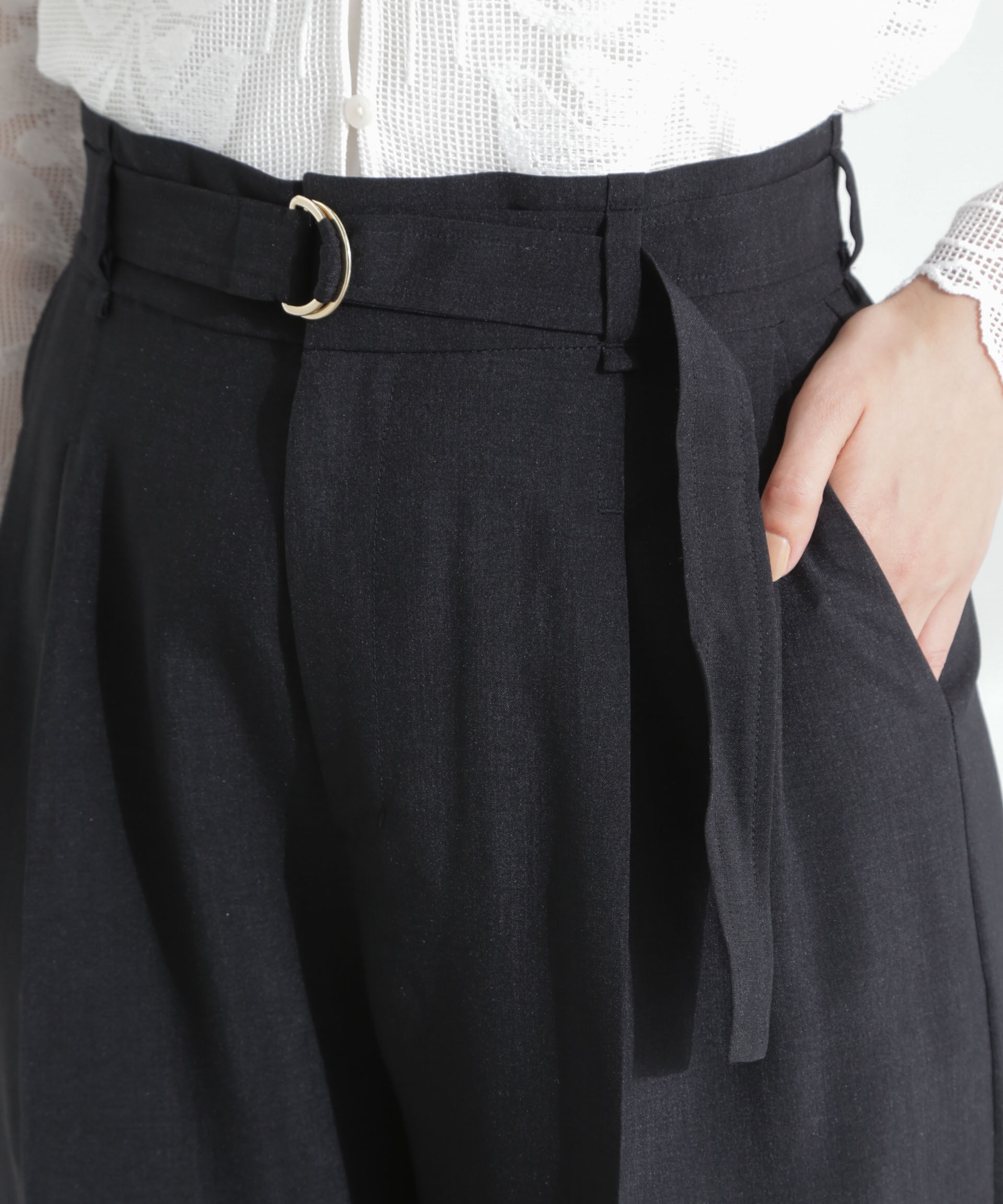 nano･universe「メランジドライ ベルト付きタックワイドパンツ(セットアップ可)」|チノ|