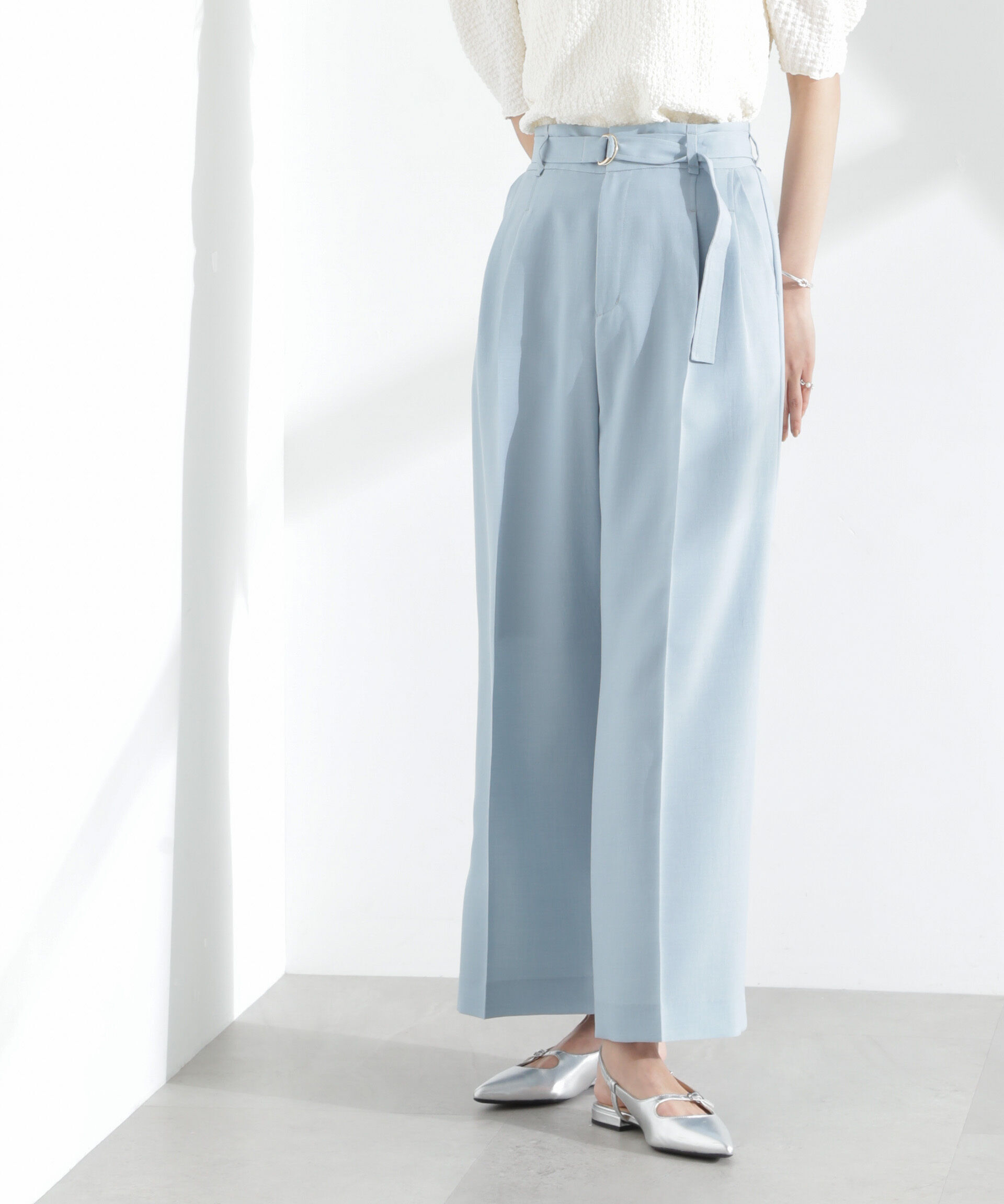 nano･universe「メランジドライ ベルト付きタックワイドパンツ(セットアップ可)」|チノ|L.ブルー1