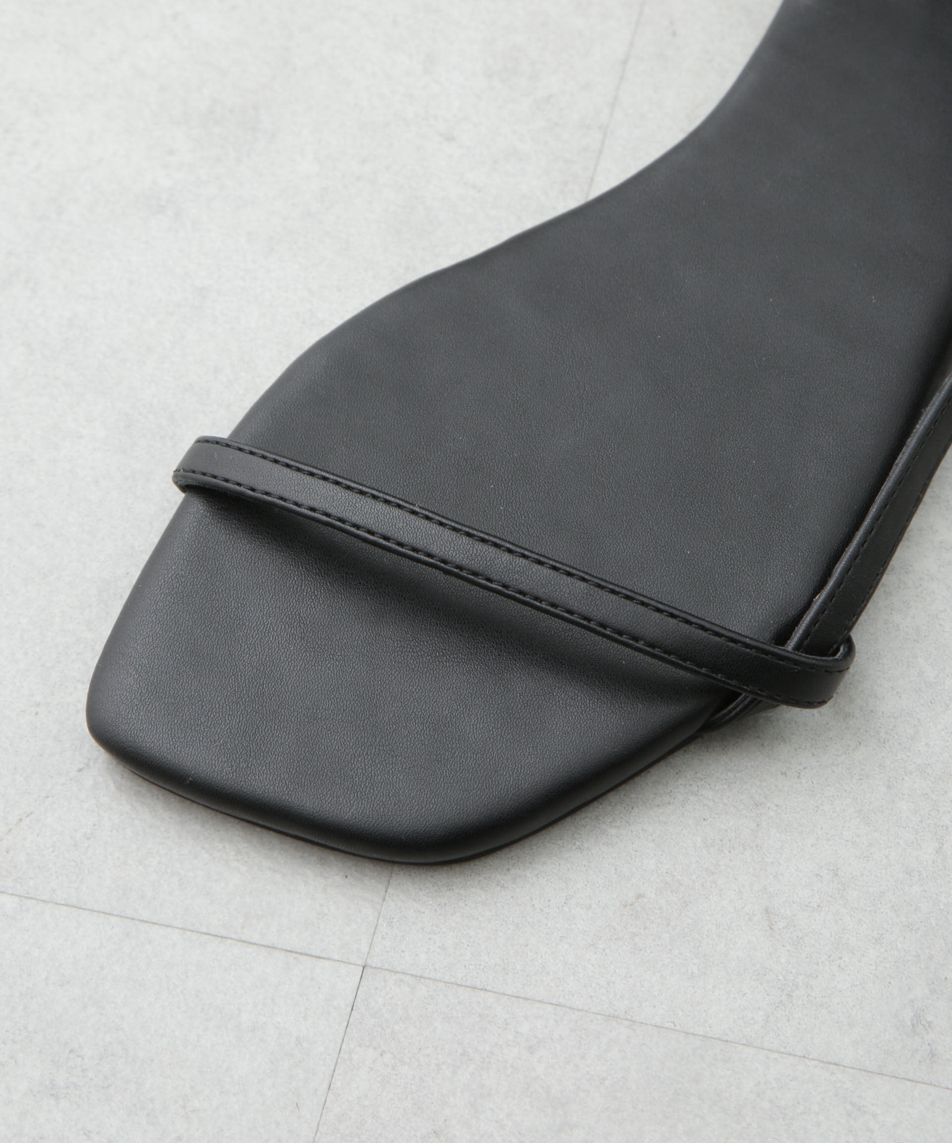 nano･universe「アンクルストラップフラットサンダル」|サンダル|