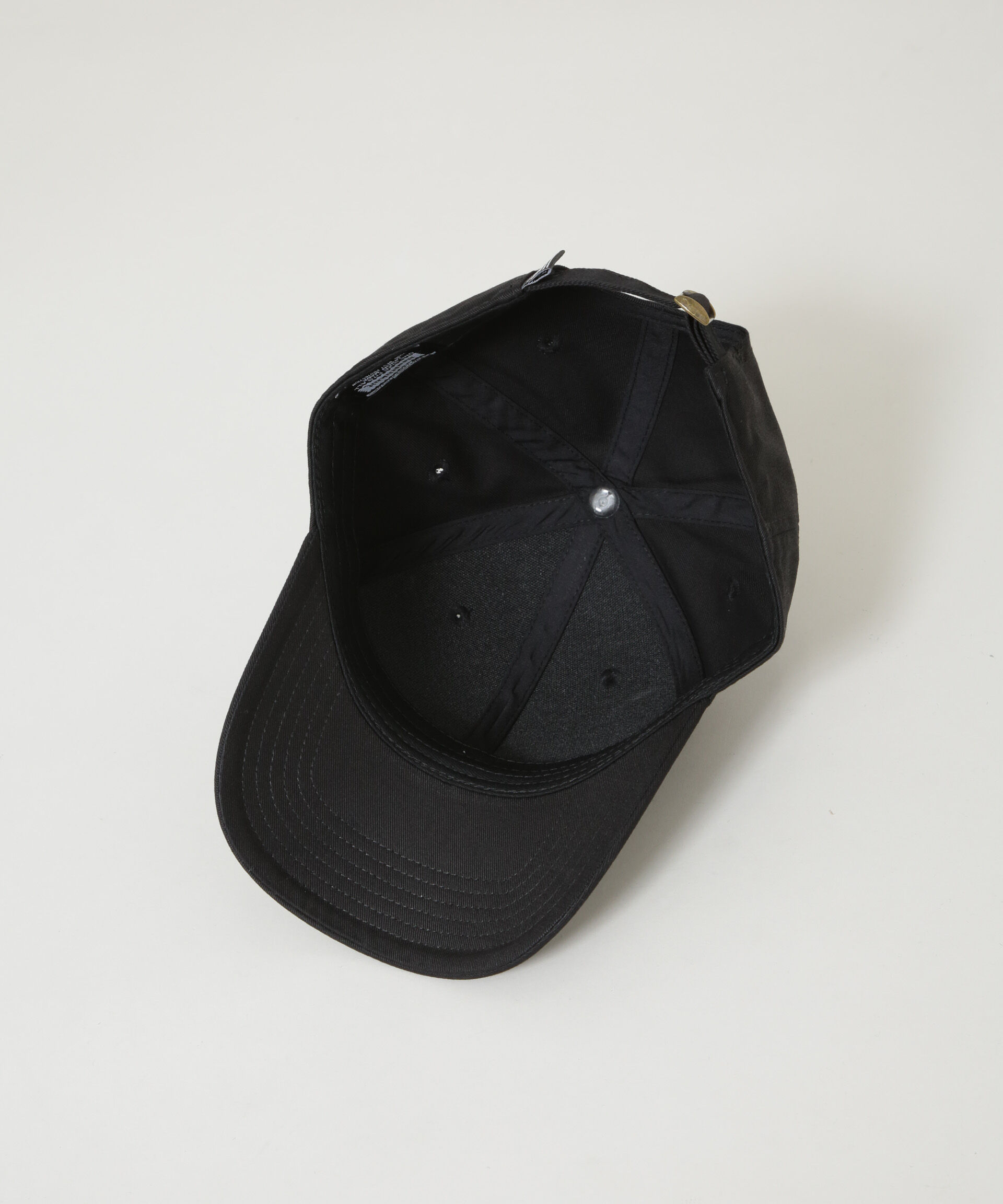 nano･universe「Healthknit/別注 ツイルペナント刺繍キャップ」|キャップ・キャスケット|