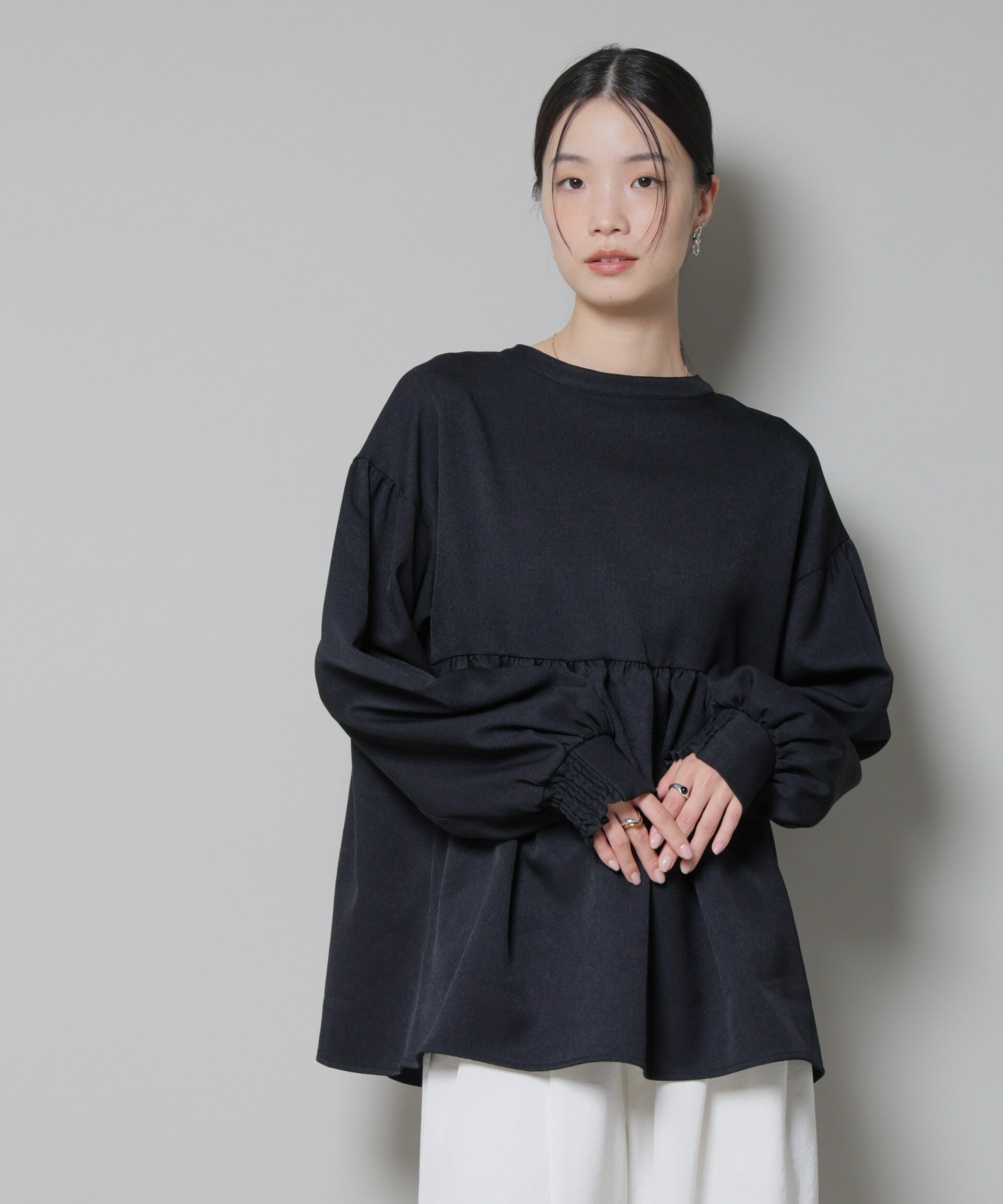 nano･universe「ｳｰﾙﾗｲｸﾎﾟﾘｴｽﾃﾙ前後2way切り替えﾍﾟﾌﾟﾗﾑﾌﾞﾗｳｽ(ｾ  」|シャツ・ブラウス|