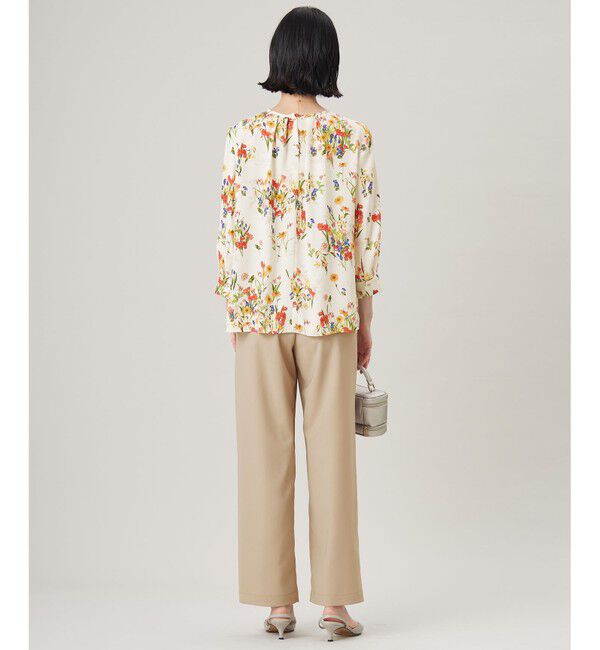 自由区「【洗える】フラワーガーデンプリント ブラウス」|シャツ・ブラウス|