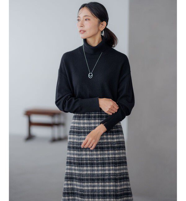 23区「【滝沢眞規子さん着用/洗える】ピュアカシミヤ タートルネック ニット」|ニット・セーター|
