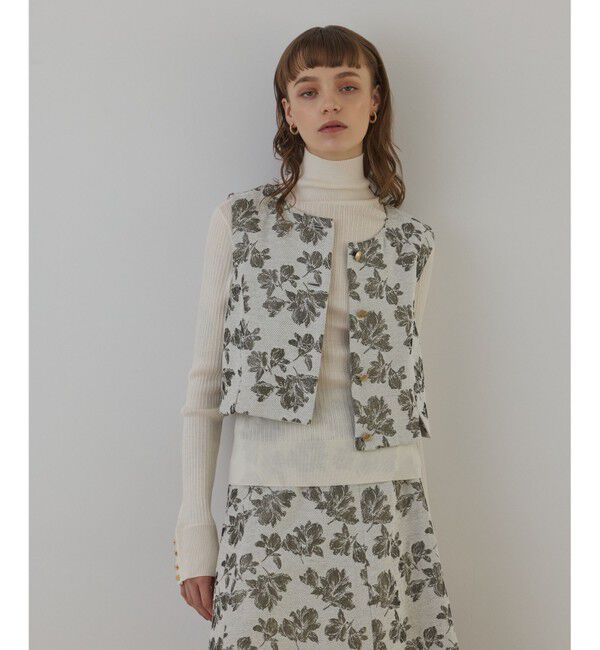 GRACE CONTINENTAL「ラメフラワージャガードベスト」|ベスト・ジレ|キナリ