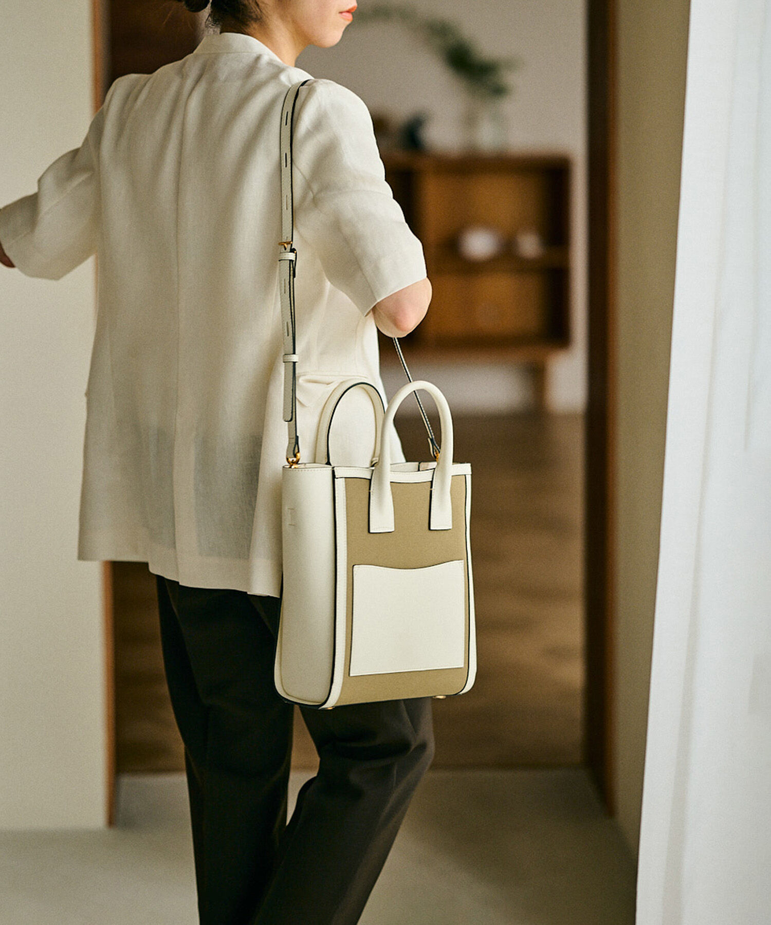 E'POR「【E'POR】 I BAG Medium（キャンバスコンビ縦型トートバッグ）」|ハンドバッグ|