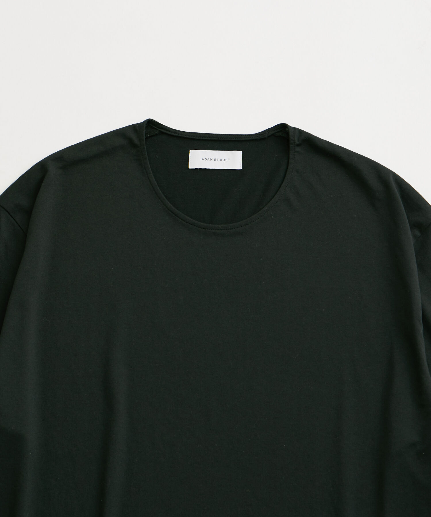 ADAM ET ROPE'「【REPREVE(R)/リプリーブ】ミニマル ネック スタンダード Tシャツ / 吸水速乾」|Tシャツ・カットソー|