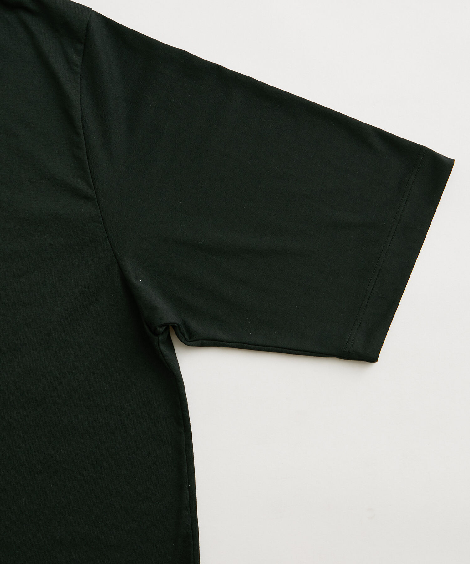 ADAM ET ROPE'「【REPREVE(R)/リプリーブ】ミニマル ネック スタンダード Tシャツ / 吸水速乾」|Tシャツ・カットソー|