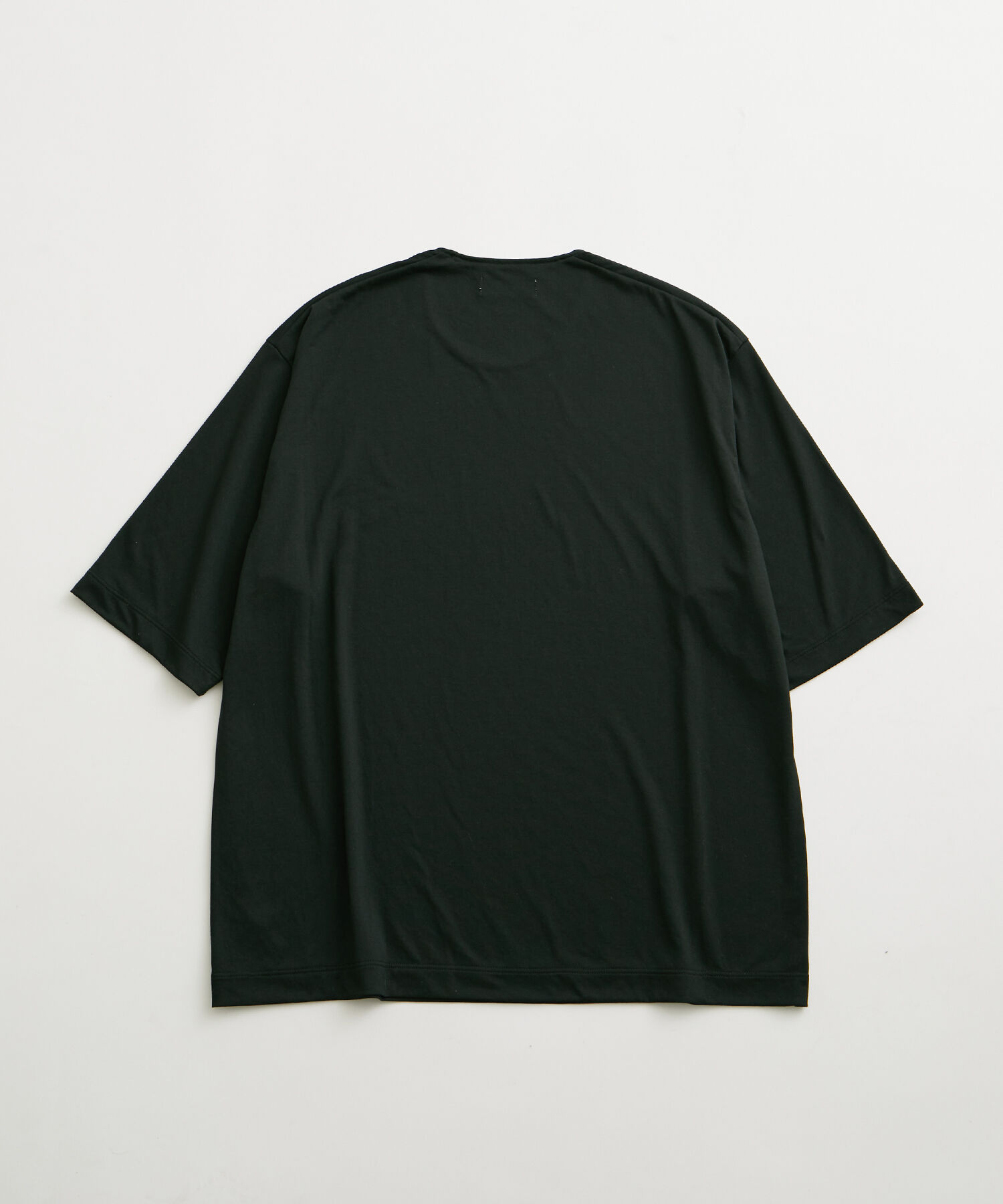 ADAM ET ROPE'「【REPREVE(R)/リプリーブ】ミニマル ネック スタンダード Tシャツ / 吸水速乾」|Tシャツ・カットソー|