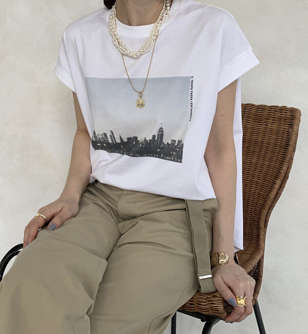  「【WEB限定】フォトプリントトップス」|Tシャツ・カットソー|オフホワイト