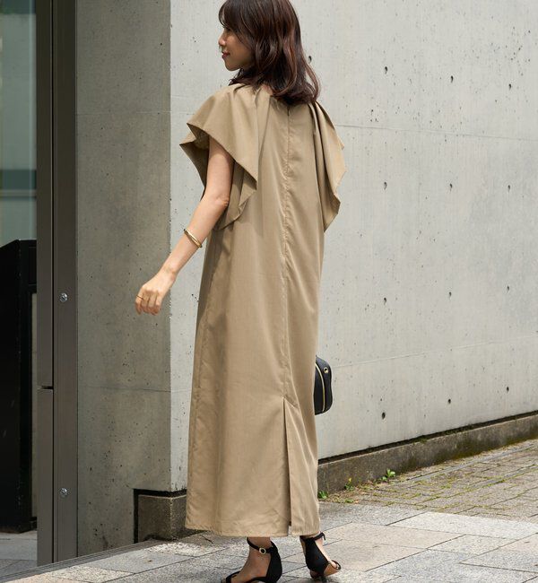  「《夏に快適◎・主役級アイテム》吸湿速乾機能付きフリルワンピース」|その他|