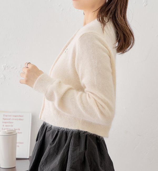  「アンゴラ刺繍入りカーディガン」|カーディガン|