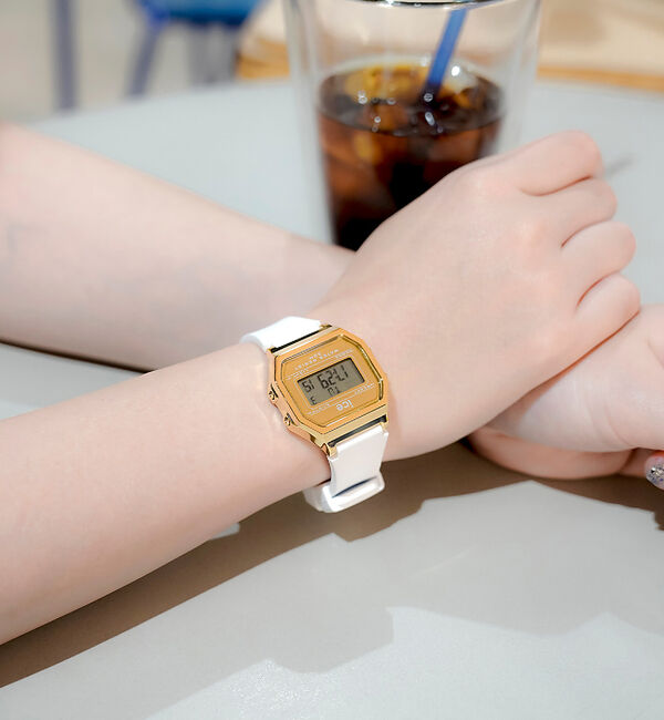 Rouge vif「【ICE-WATCH / アイスウォッチ】DIGIT RETRO METAL /」|腕時計|