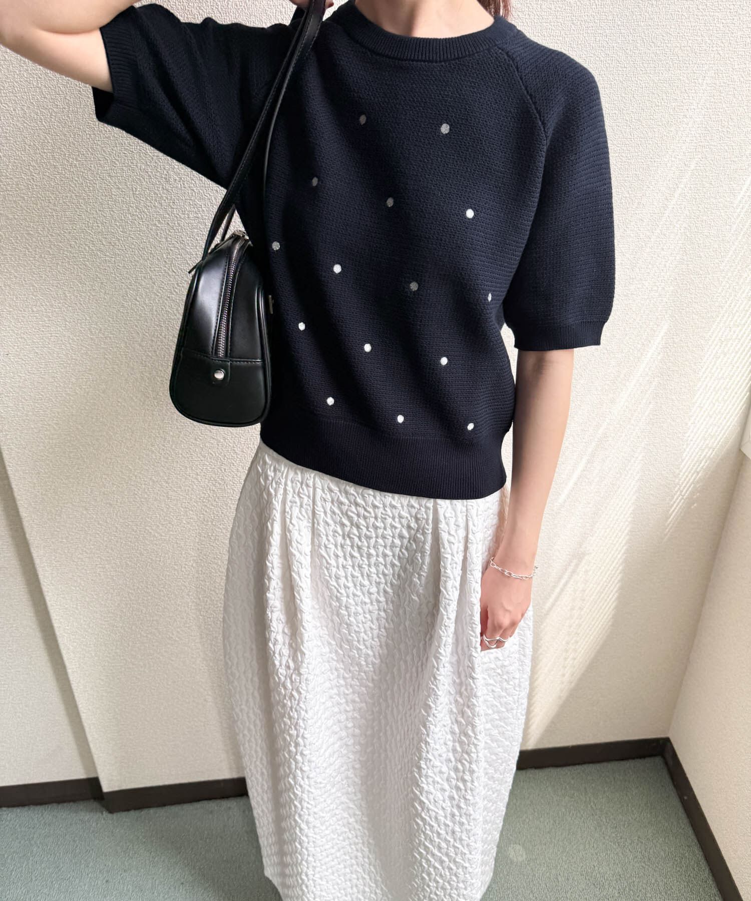 URBAN RESEARCH DOORS「ラメドット刺繍ニット」|ニット・セーター|